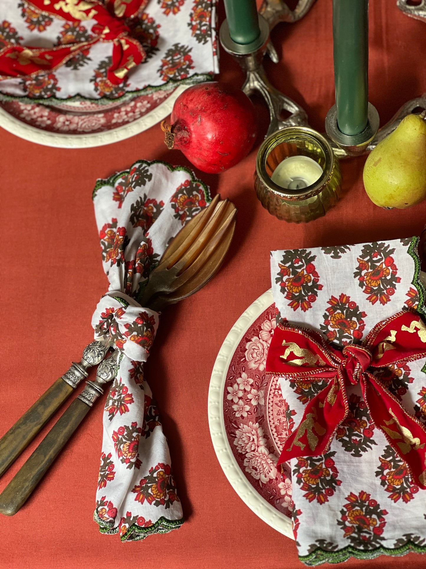 VINTAGE SALAD CUTLERY