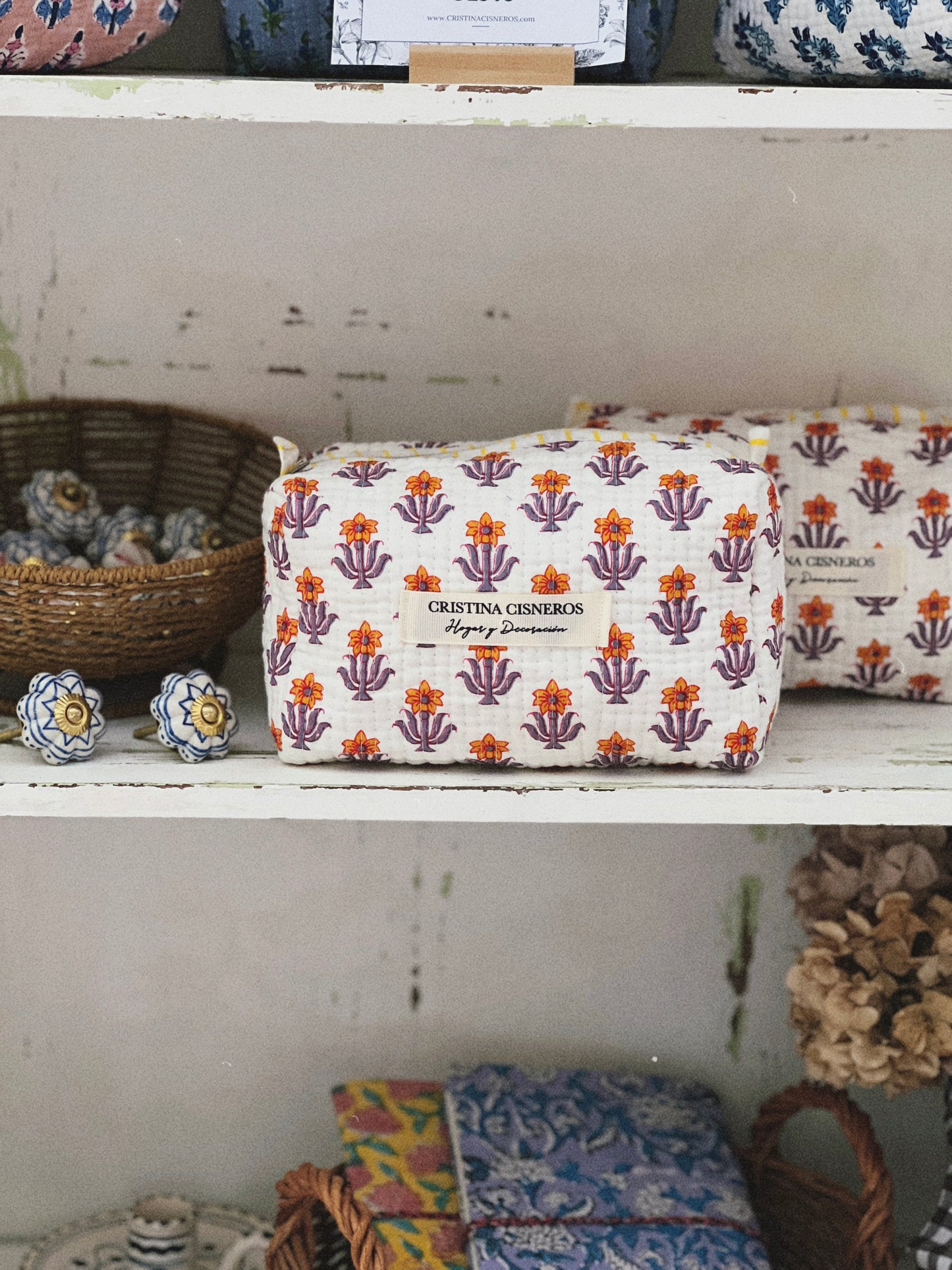 NEEDLE BAG BLOCK PRINT FLORAL COLOR WHITE ORANGE