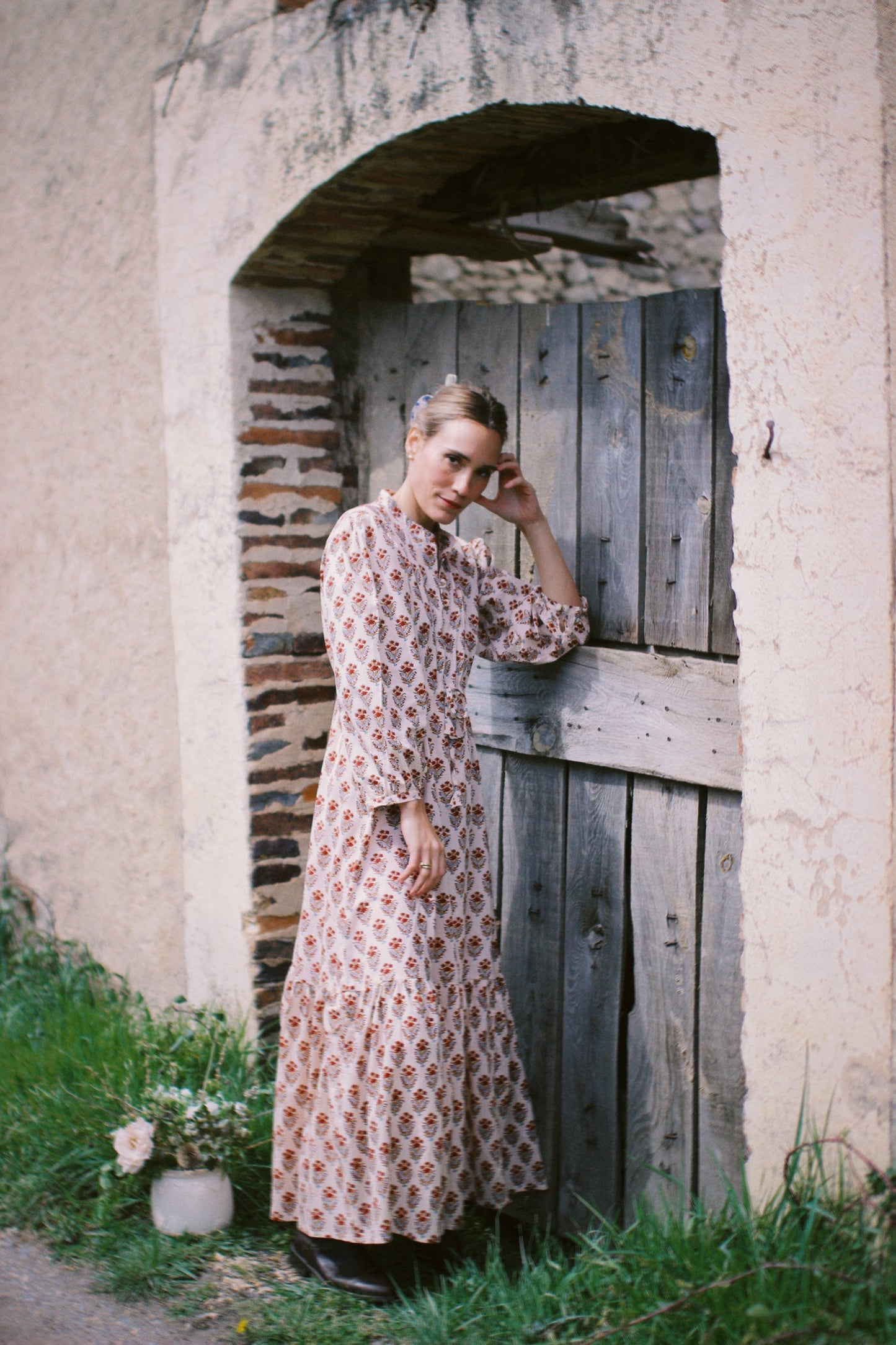 LONG FLORAL BLOCK PRINT BEIGE RED DRESS