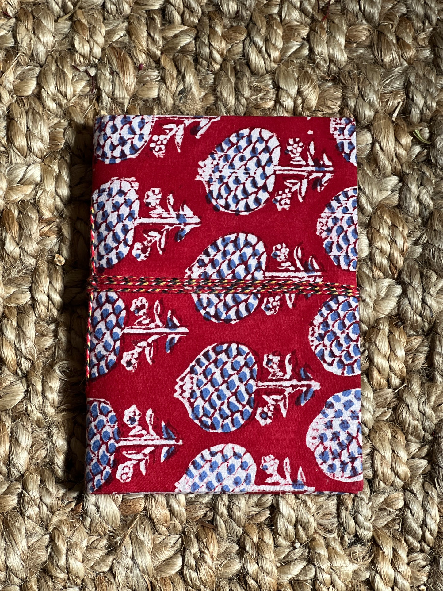 CUADERNO FORRADO ROJO