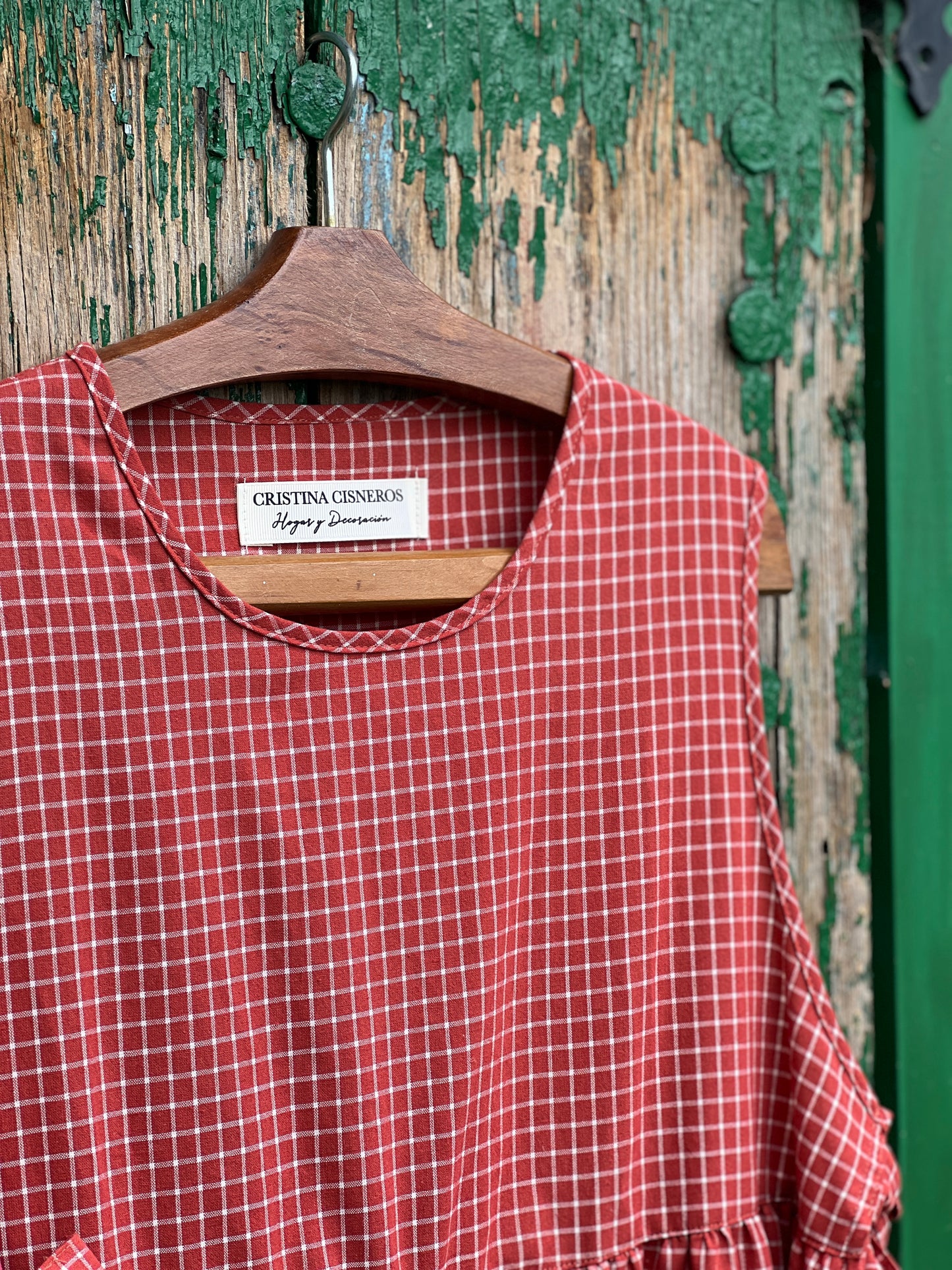 RED CHECKED COTTON APRON WITH BOW