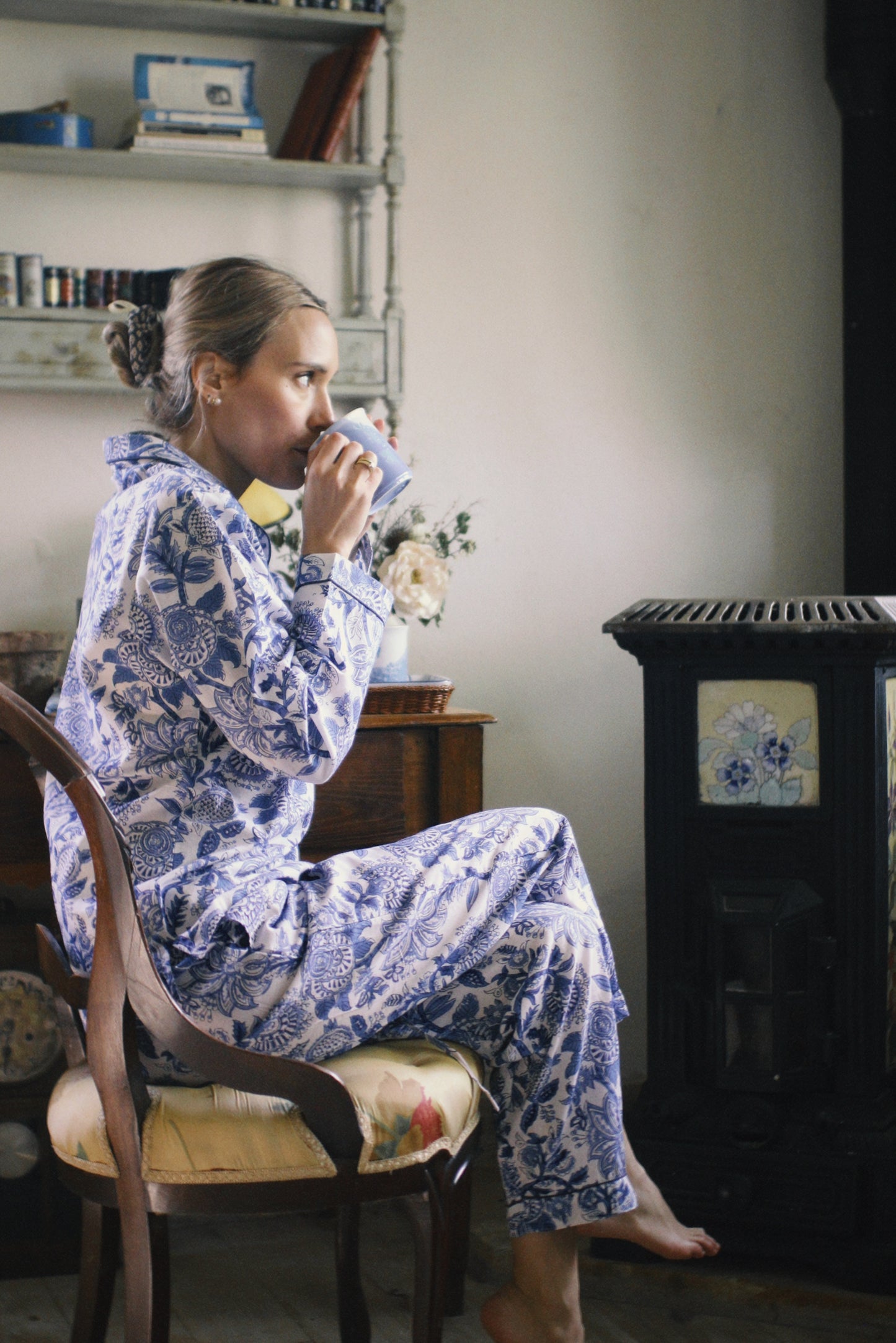 BLUE FLORAL BLOCK PRINT LONG SLEEVE PAJAMAS