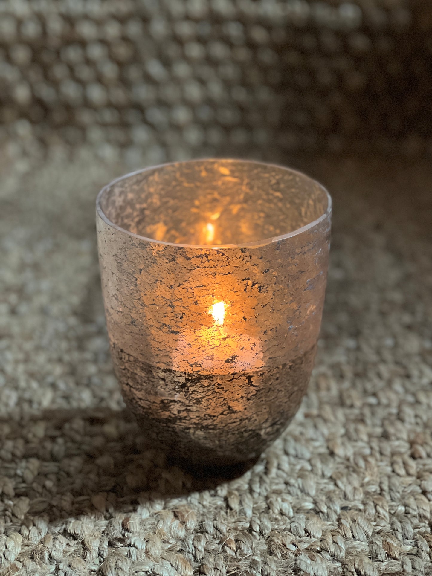 CRYSTAL VASE WITH TRANSPARENT GOLD RUSTIC FINISH