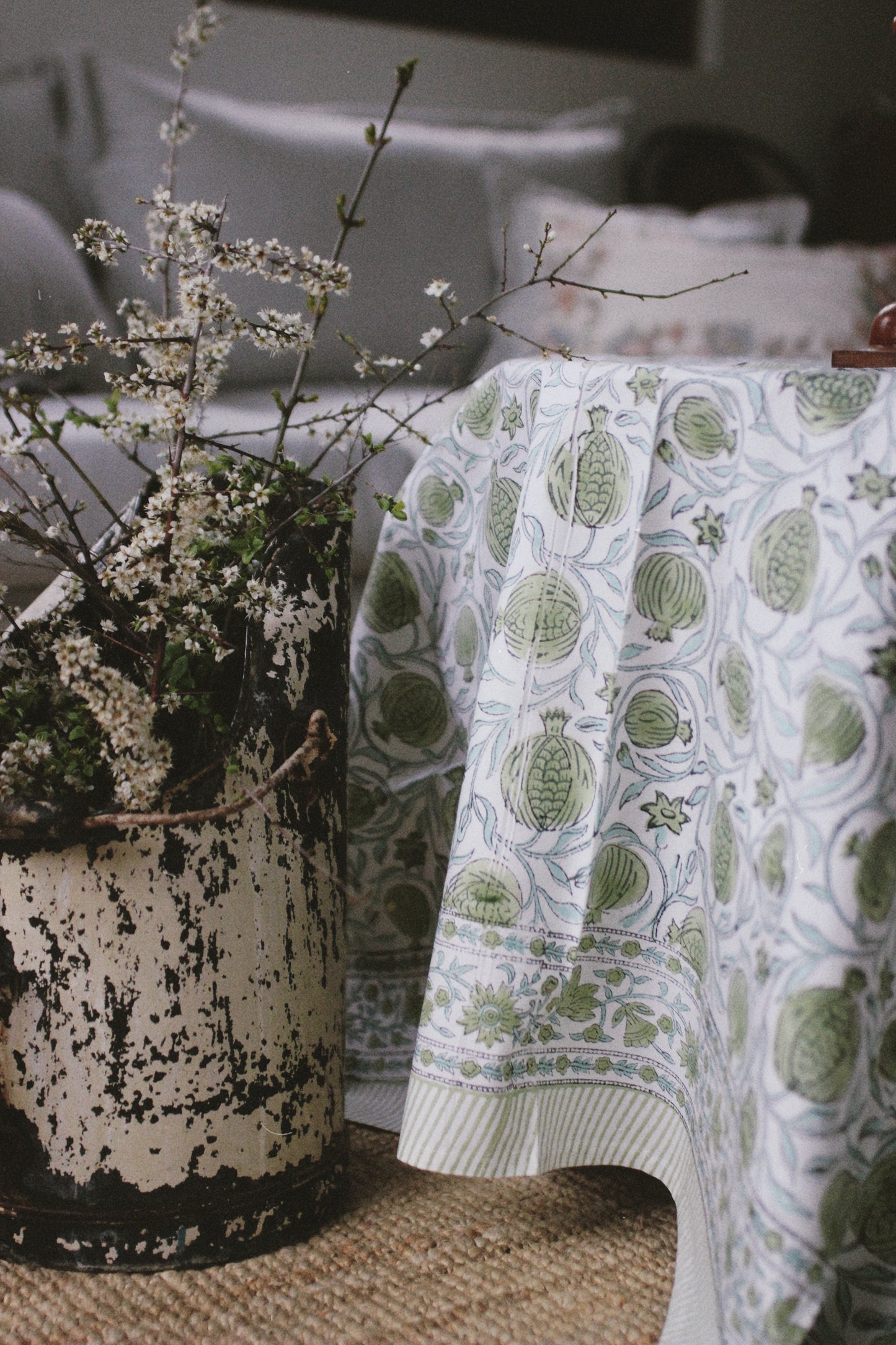 BLOCK PRINT FLORAL TABLECLOTH GREEN