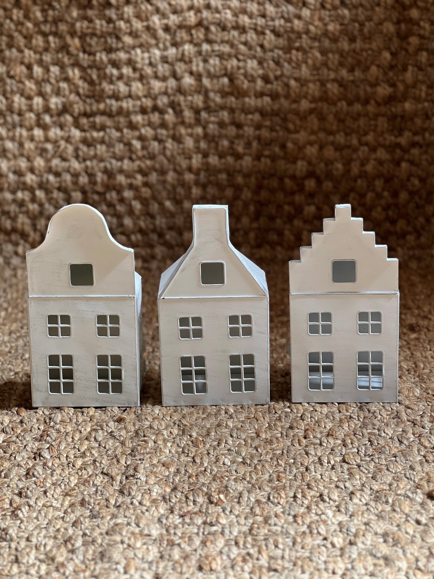 METALLIC HOUSE LANTERN WHITE CHRISTMAS ORNAMENT