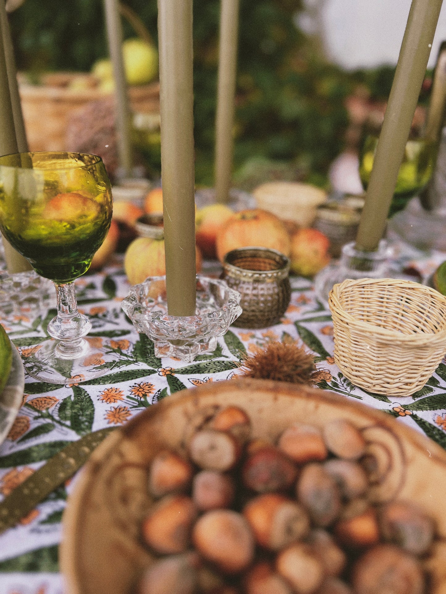 LOW GLASS CANDELABRA FOR HIGH CANDLE