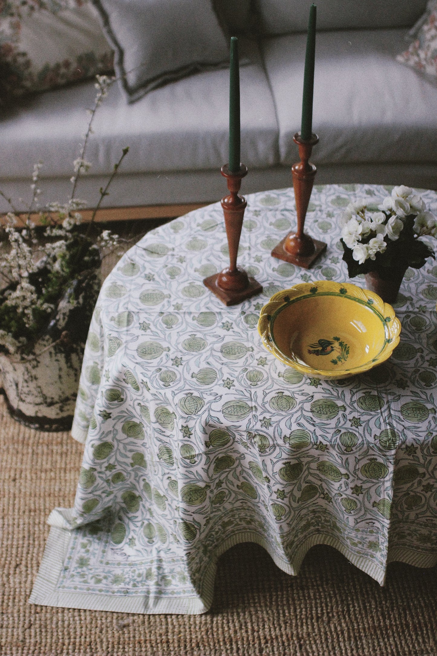 BLOCK PRINT FLORAL TABLECLOTH GREEN