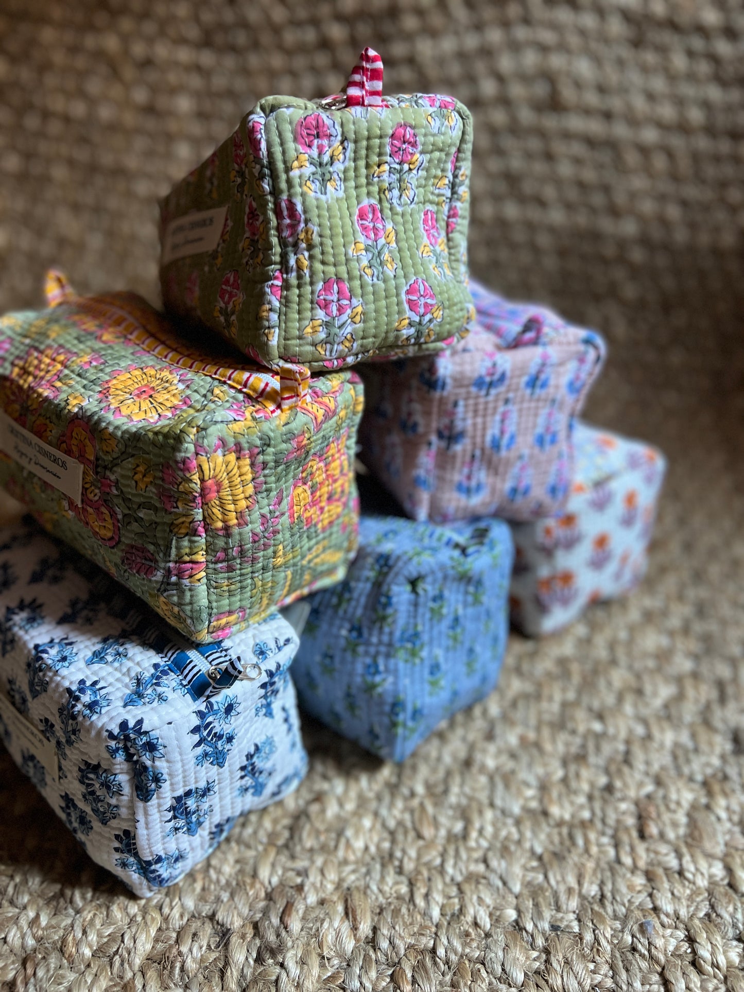 NEEDLE BAG BLOCK PRINT FLORAL COLOR GREEN PINK