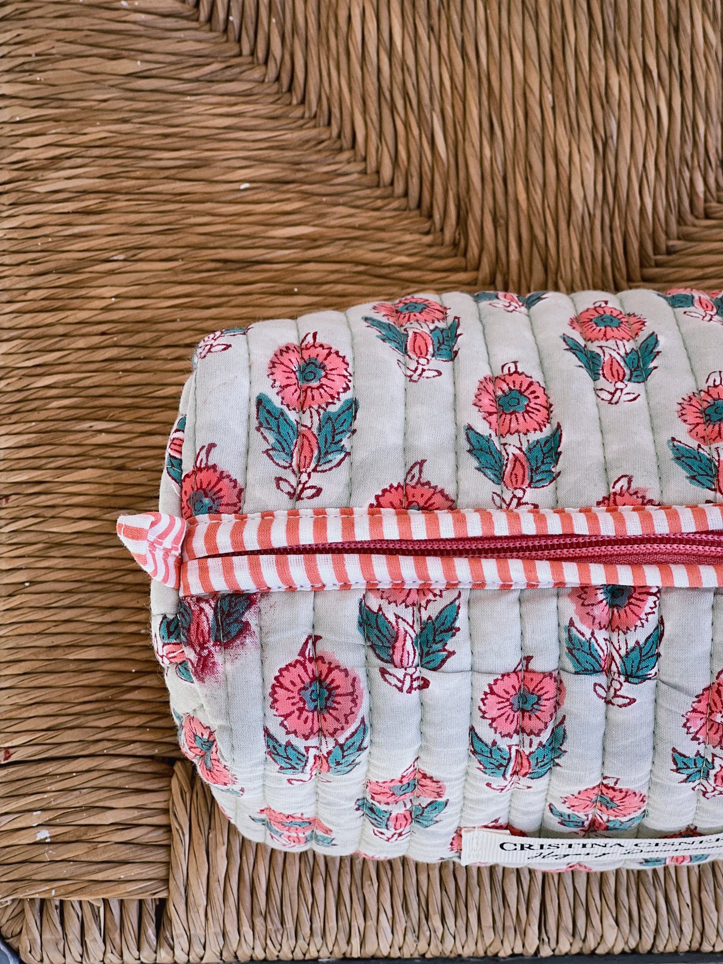 GREEN FLORAL BLOCK PRINT TOILETRY BAG