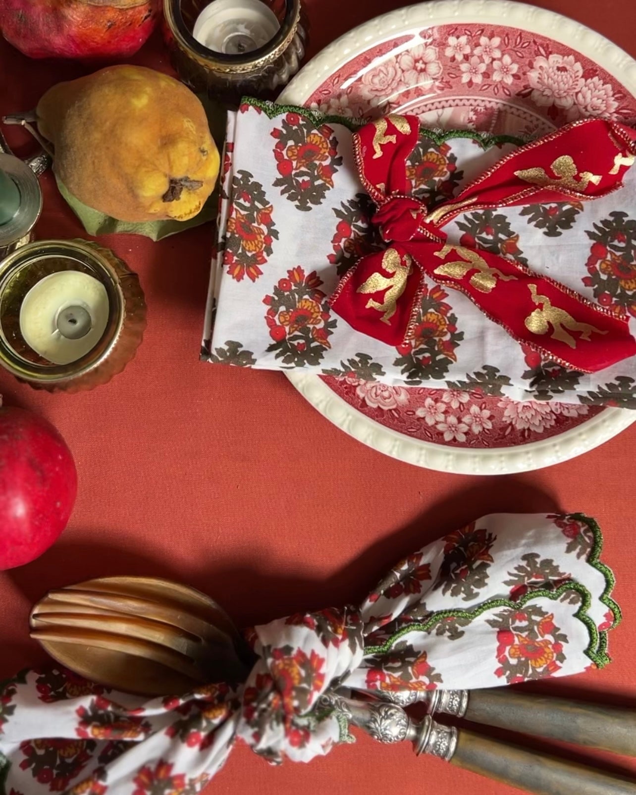 VINTAGE SALAD CUTLERY