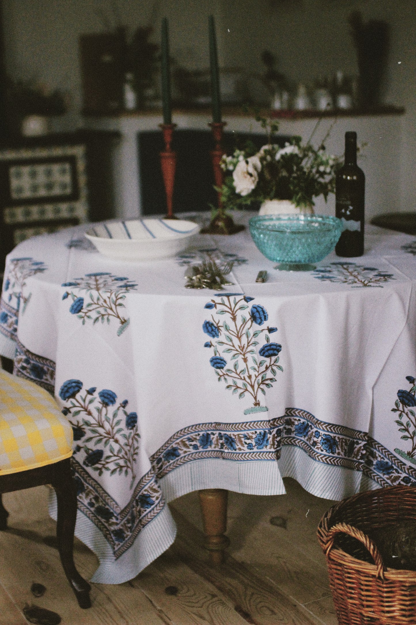 FLORAL TABLECLOTH BLOCK PRINT WHITE SKY BLUE