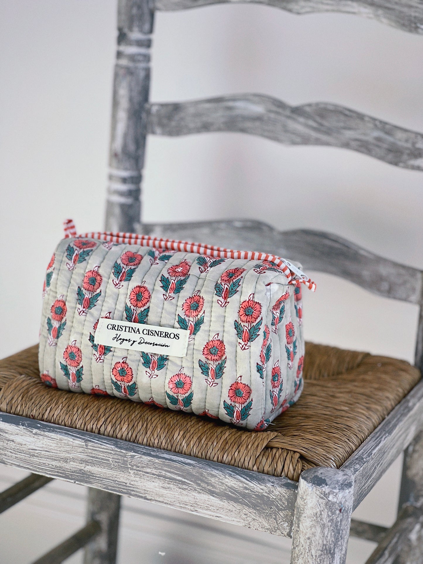 GREEN FLORAL BLOCK PRINT TOILETRY BAG