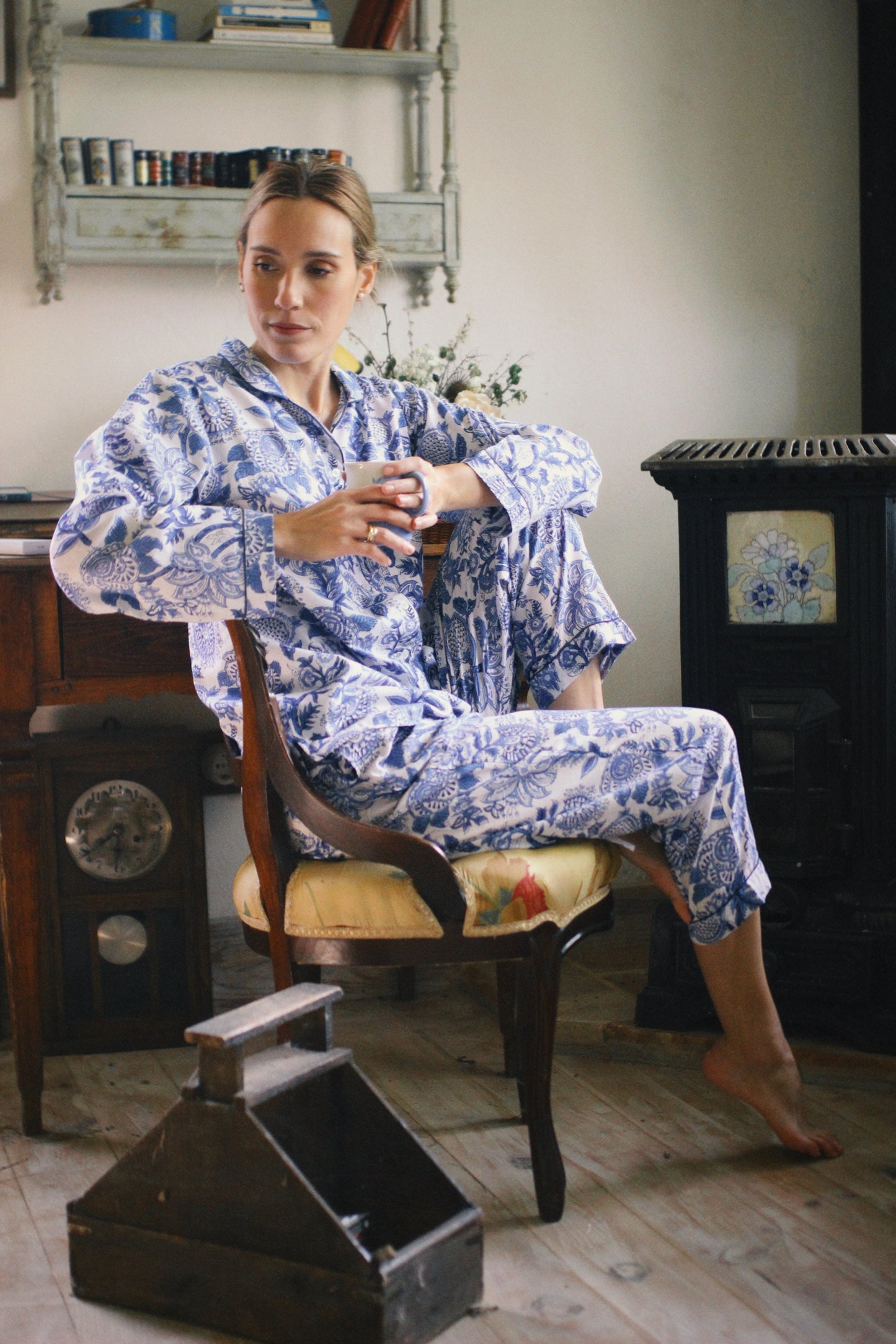 BLUE FLORAL BLOCK PRINT LONG SLEEVE PAJAMAS