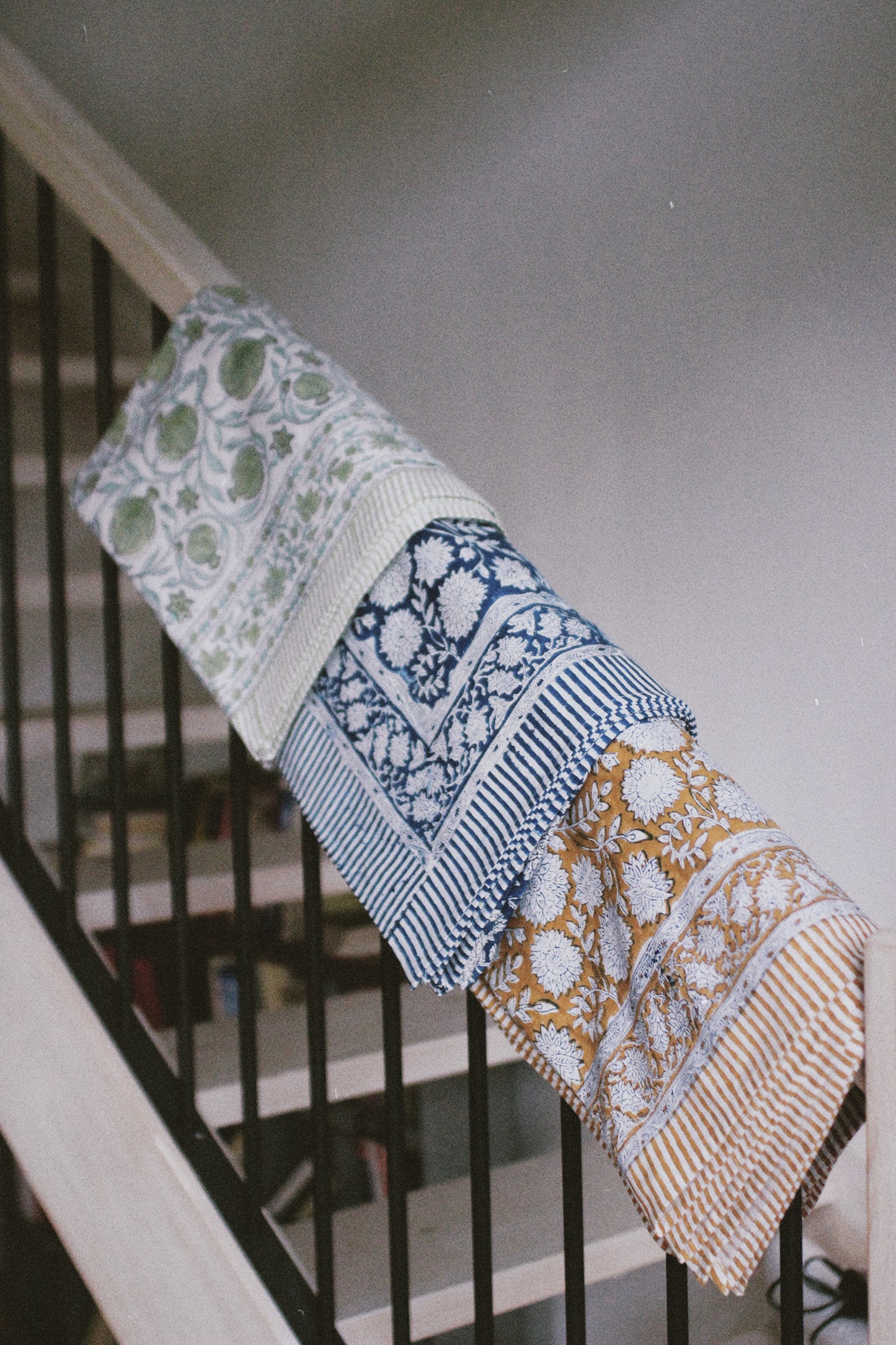 BLOCK PRINT FLORAL TABLECLOTH GREEN