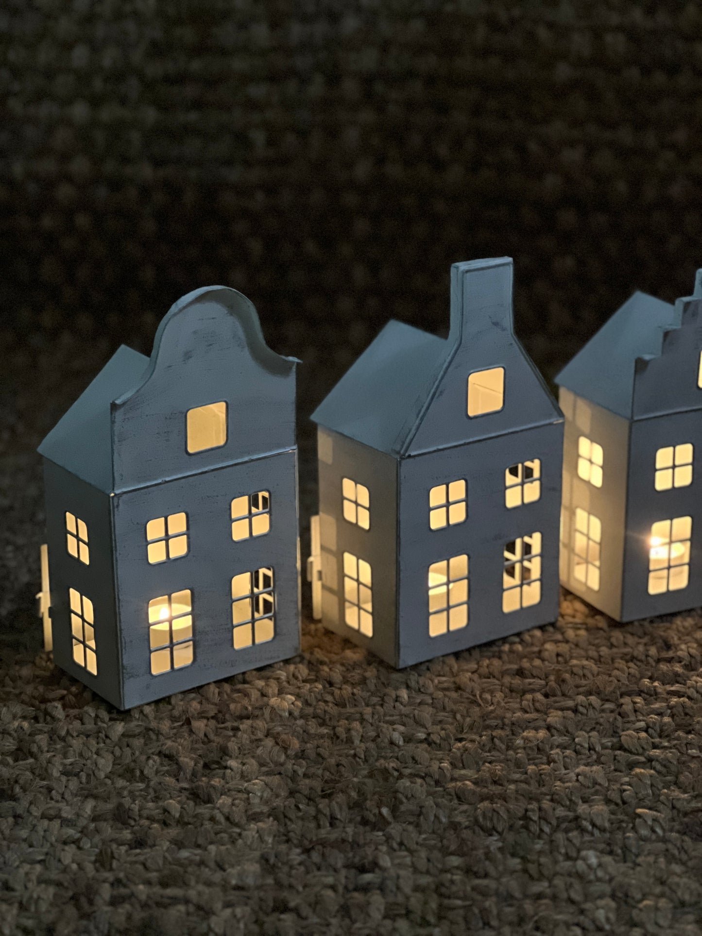 METALLIC HOUSE LANTERN WHITE CHRISTMAS ORNAMENT