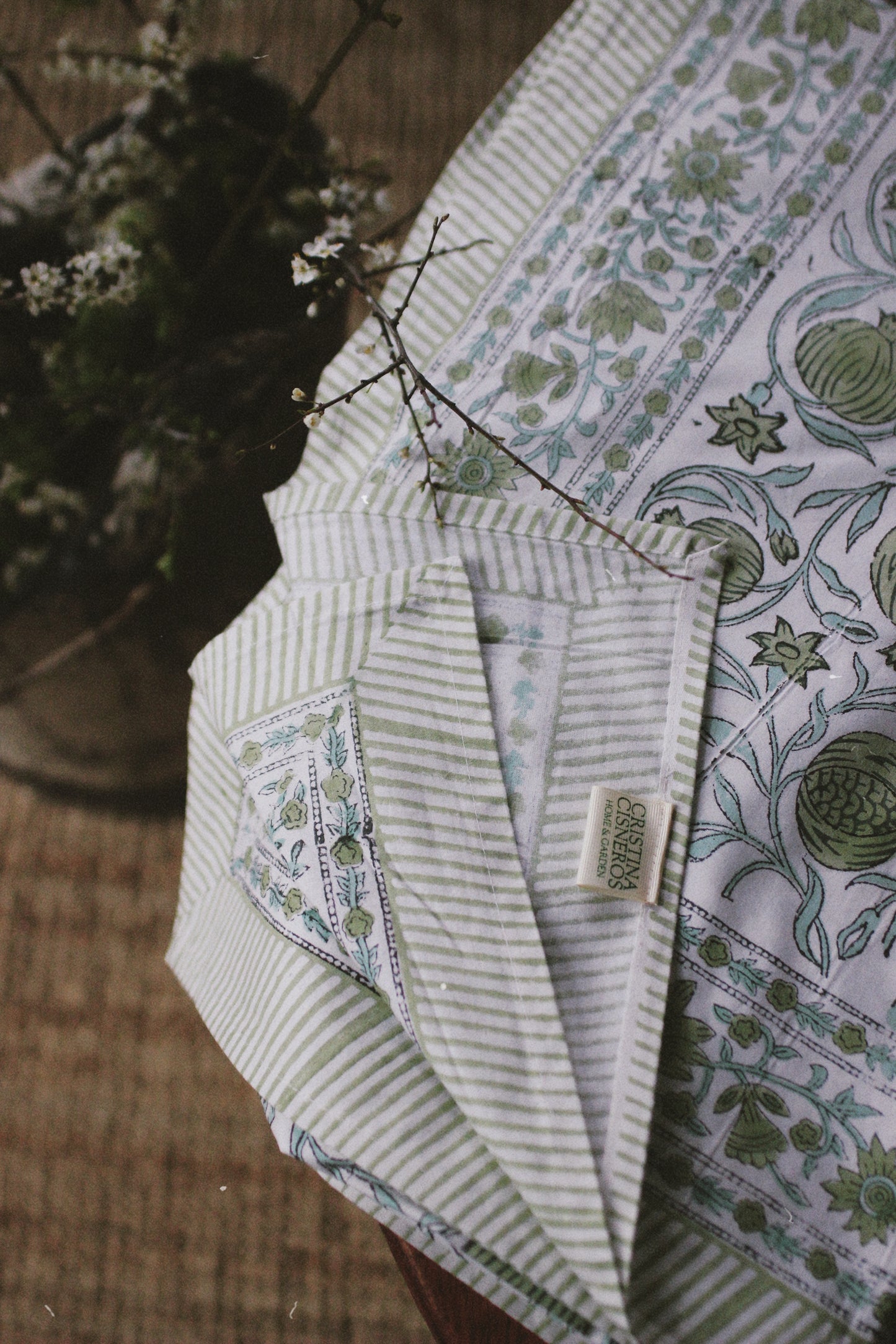 BLOCK PRINT FLORAL TABLECLOTH GREEN