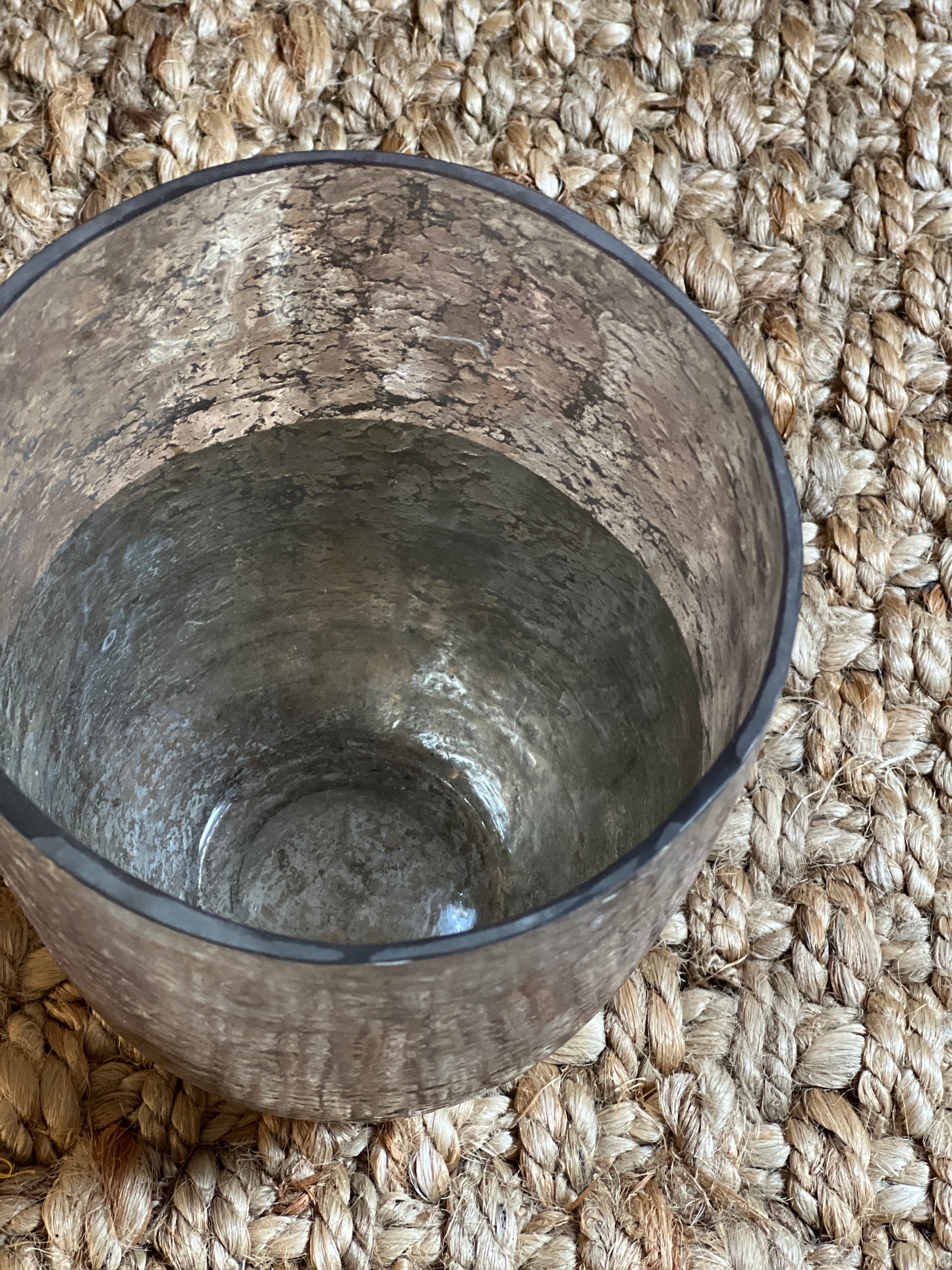 CRYSTAL VASE WITH TRANSPARENT GOLD RUSTIC FINISH