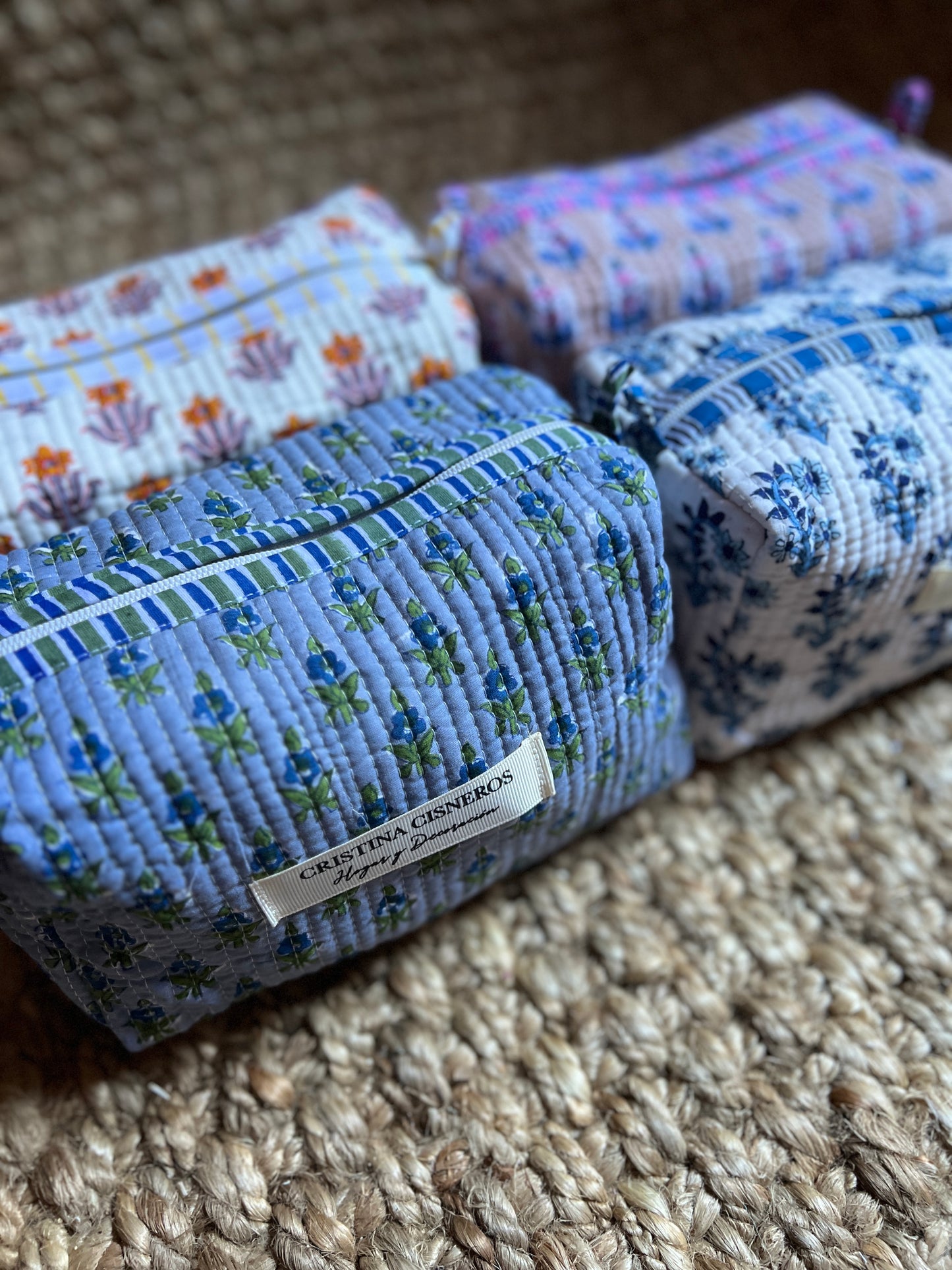 NEEDLE BAG BLOCK PRINT FLORAL COLOR WHITE BLUE