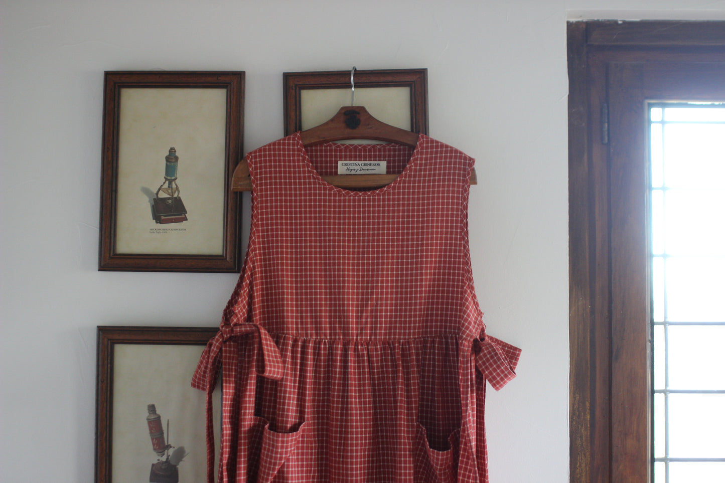 RED CHECKED COTTON APRON WITH BOW