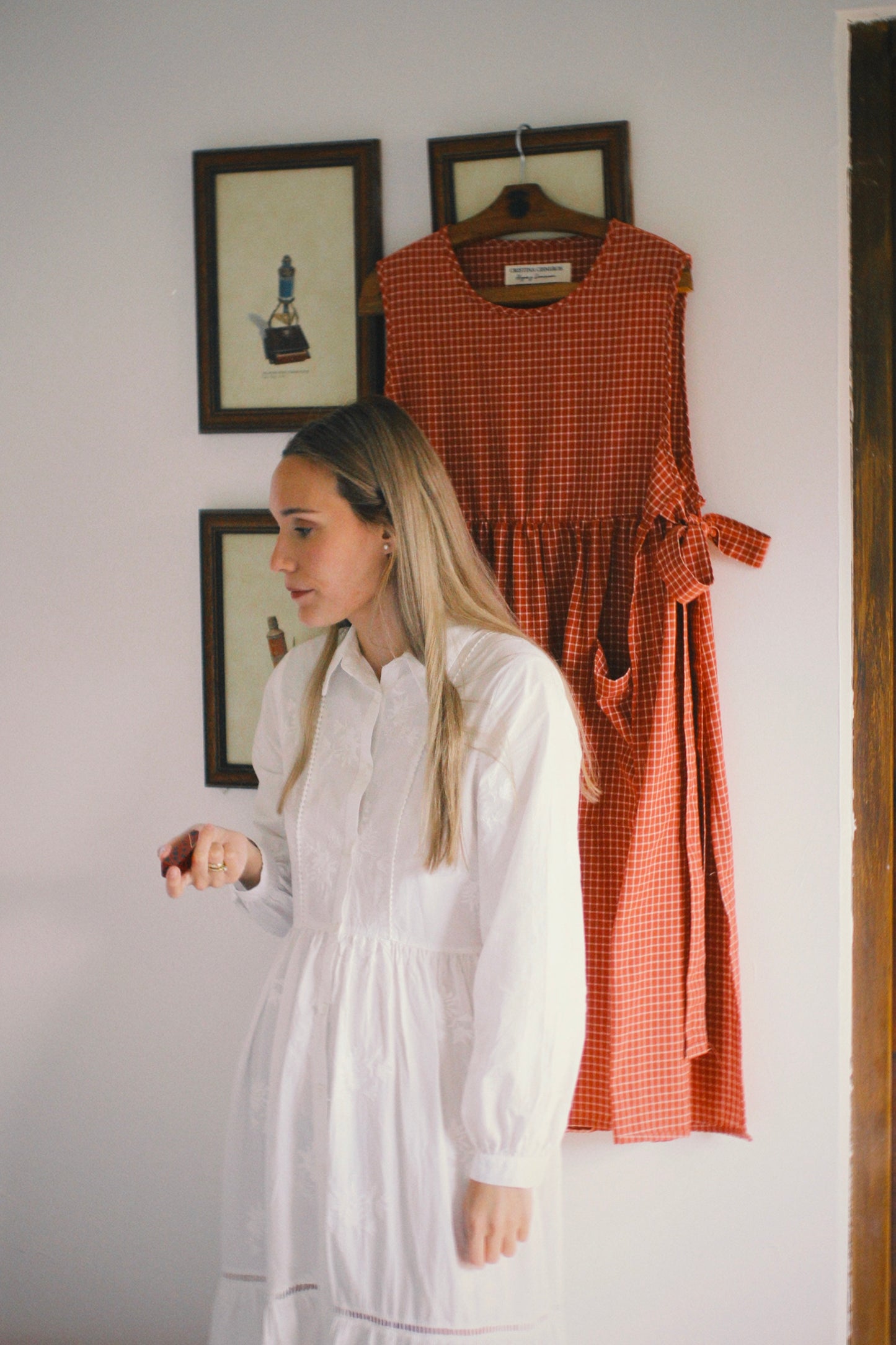 RED CHECKED COTTON APRON WITH BOW