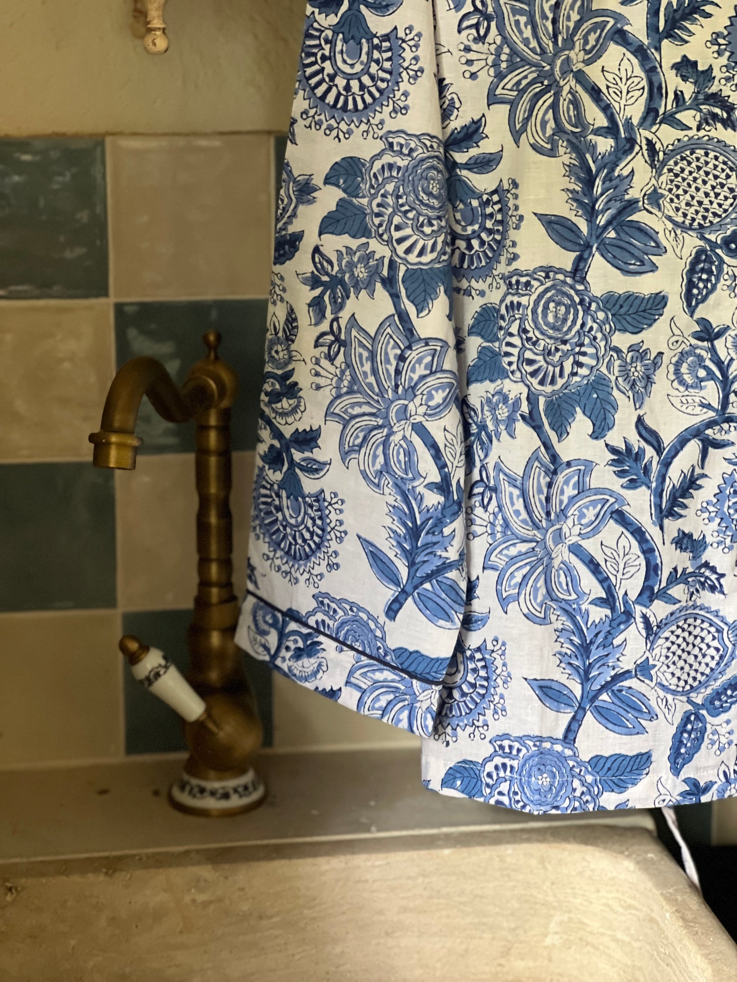 BLUE FLORAL BLOCK PRINT LONG SLEEVE PAJAMAS