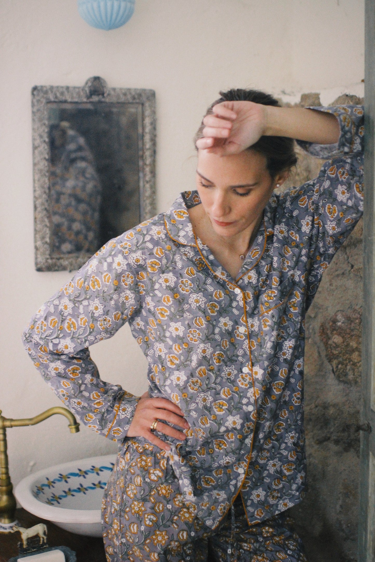 GRAY BLOCK PRINT LONG SLEEVE PAJAMAS