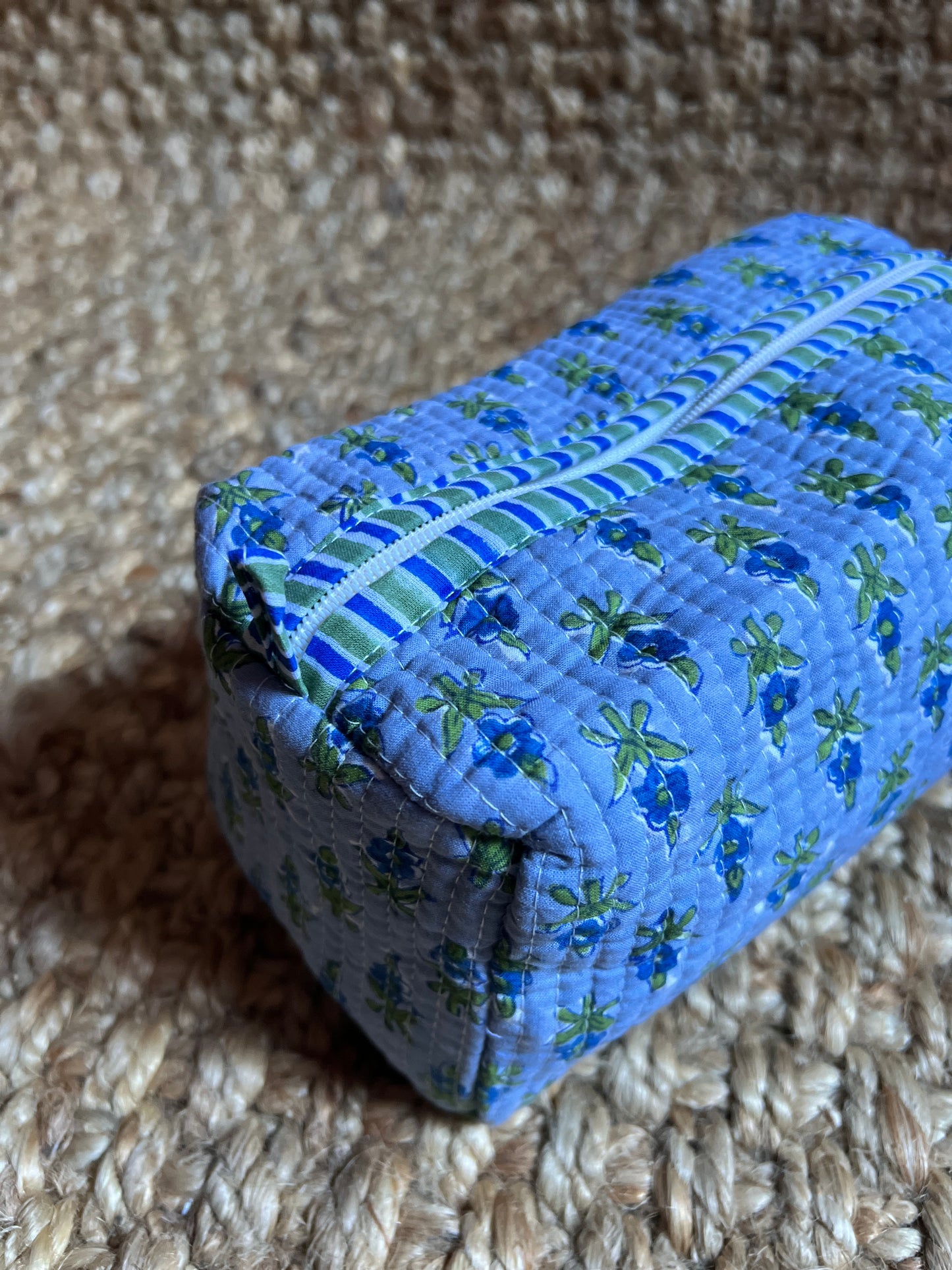 NEEDLE BAG BLOCK PRINT FLORAL COLOR BLUE GREEN