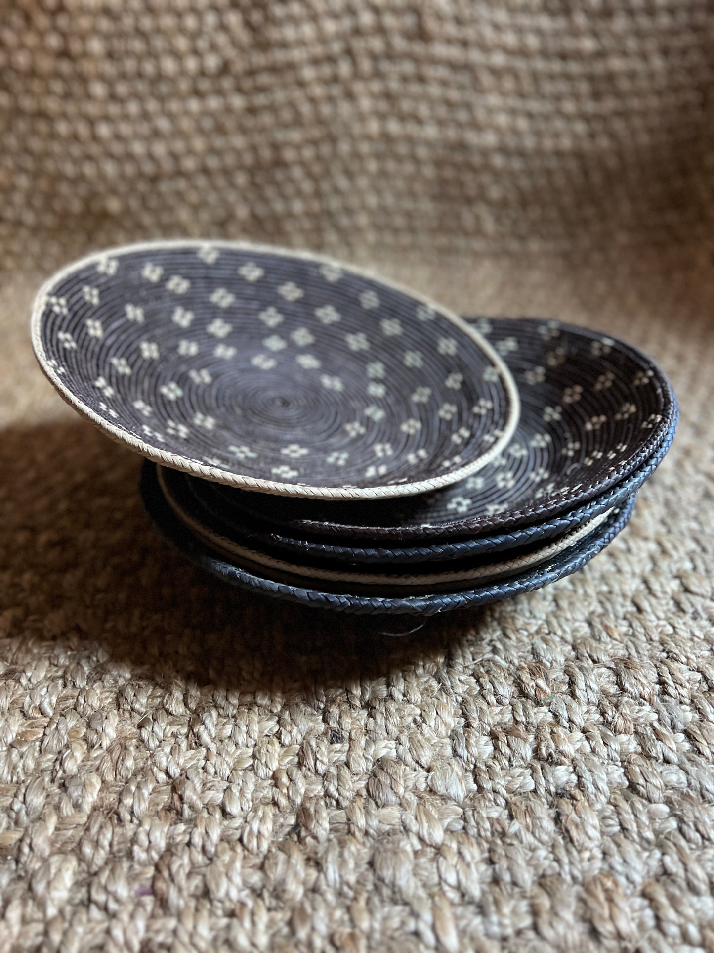 PLATO DE PALMA TRIBAL VARIADO