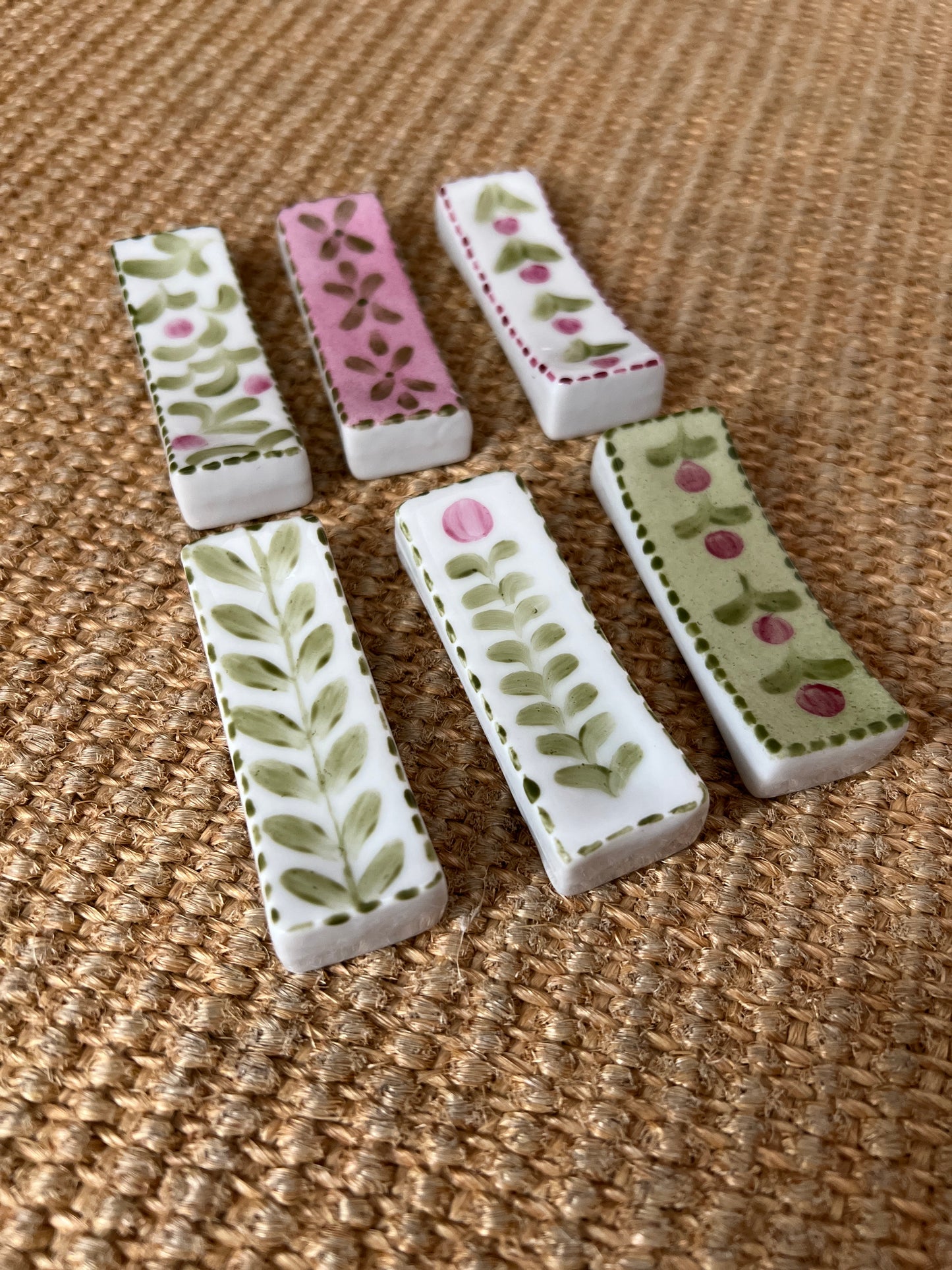 REPOSA CUBIERTOS PORCELANA PINTADA A MANO POR ENCARGO