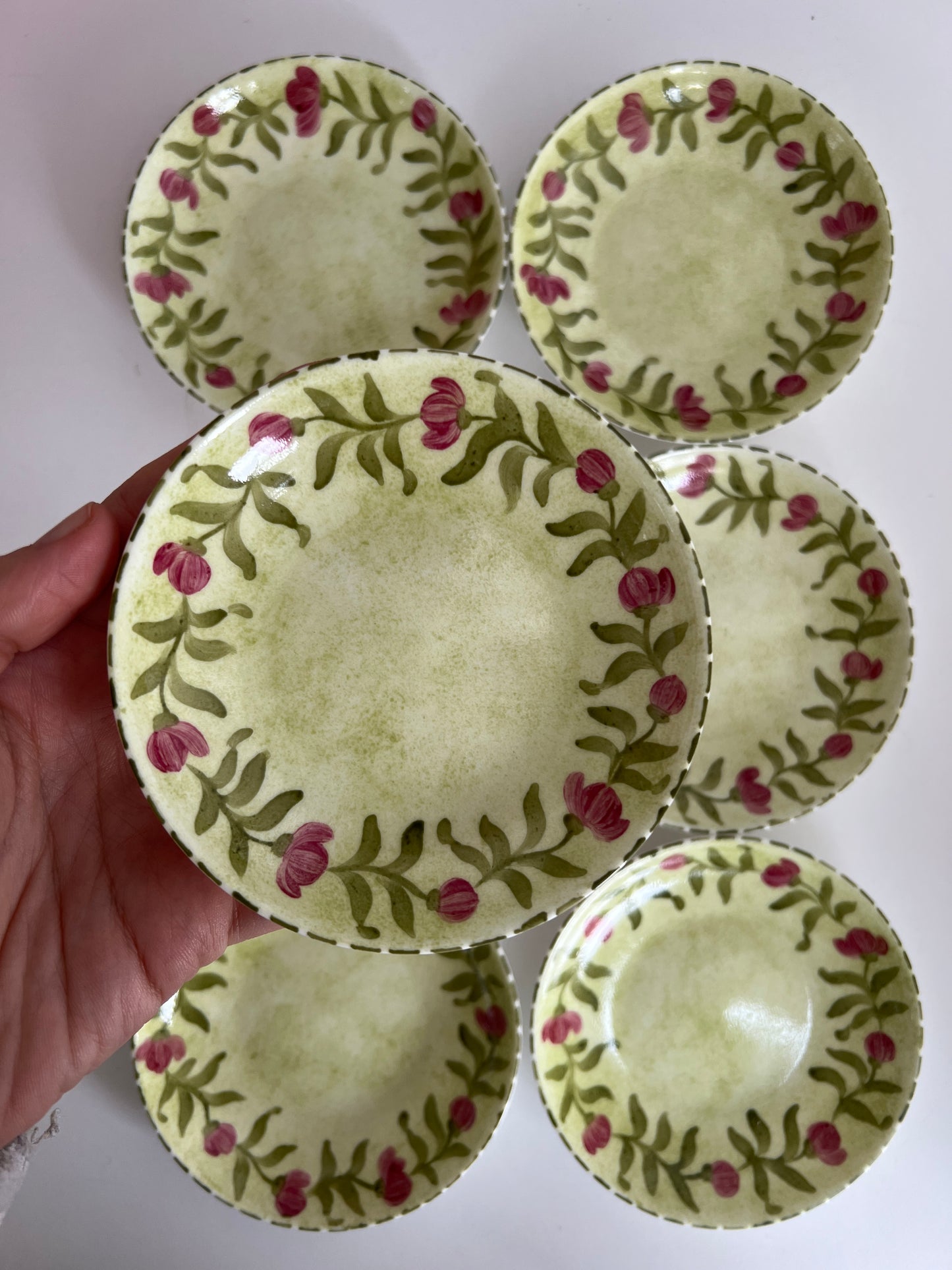 SET 6 PLATOS DE PAN PORCELANA PINTADA A MANO VERDE