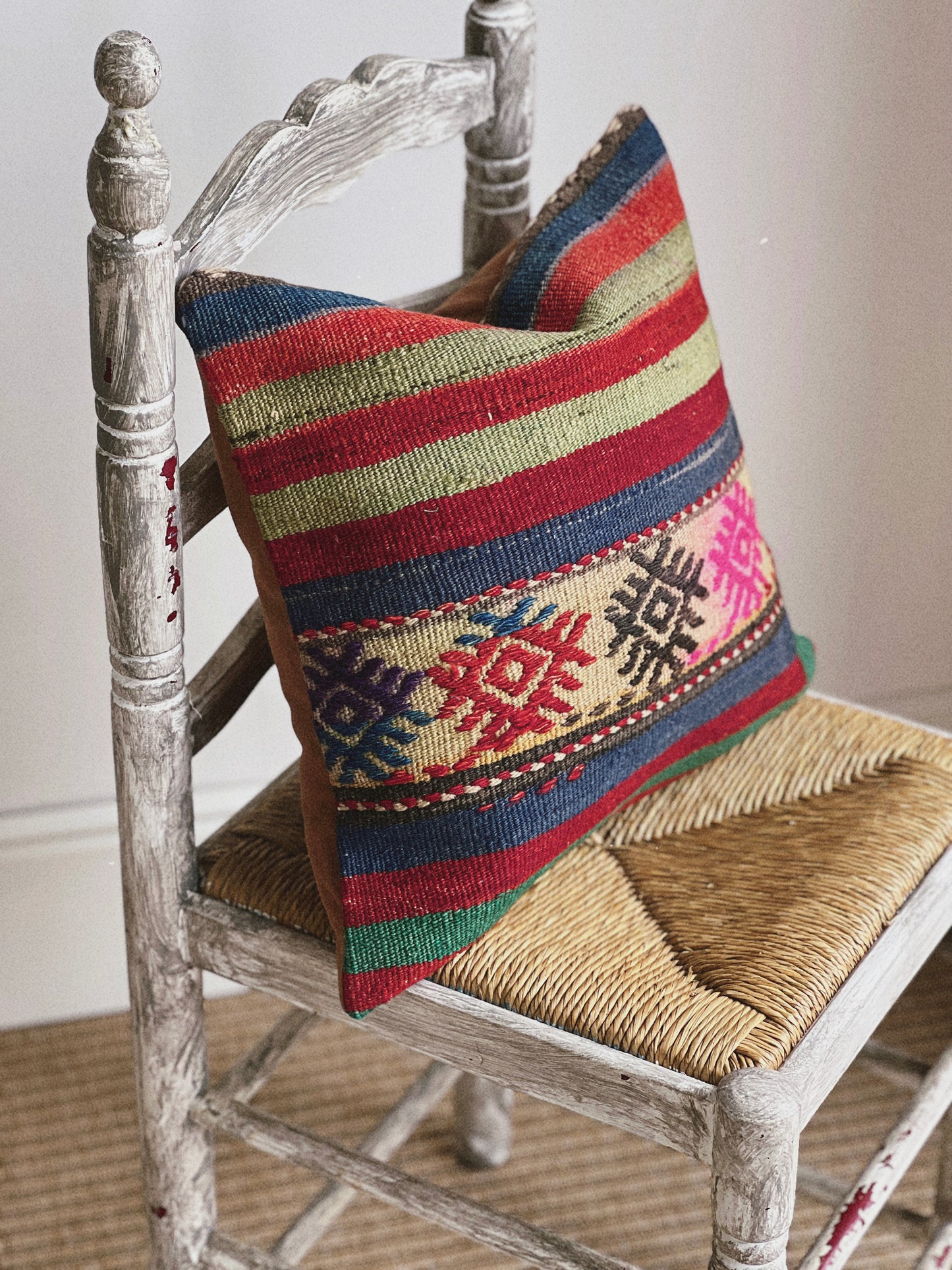 CORAL BRONZE FLORAL BLOCK PRINT RUFFLE CUSHION