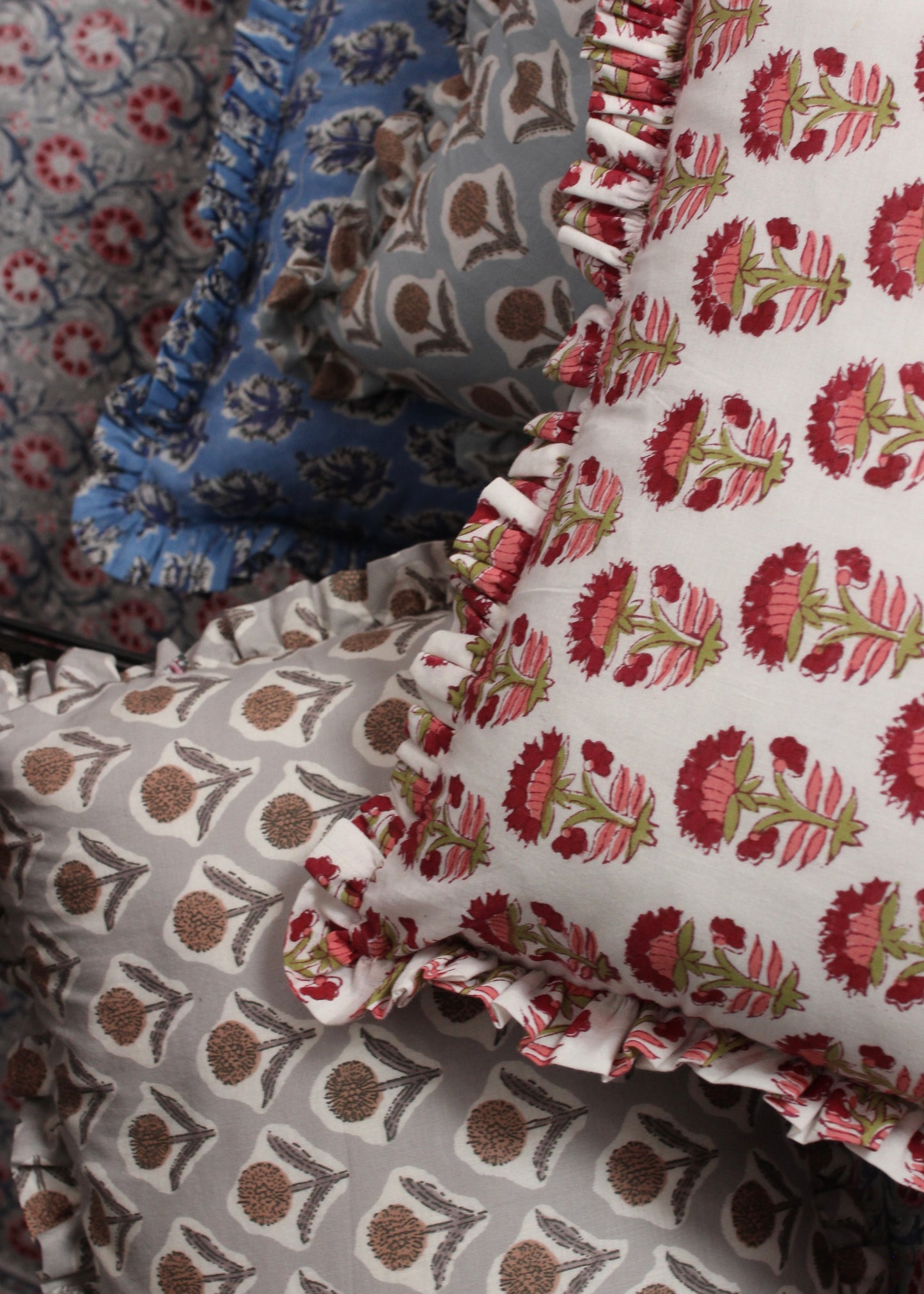 BLOCK PRINT FLORAL RUFFLE CUSHION