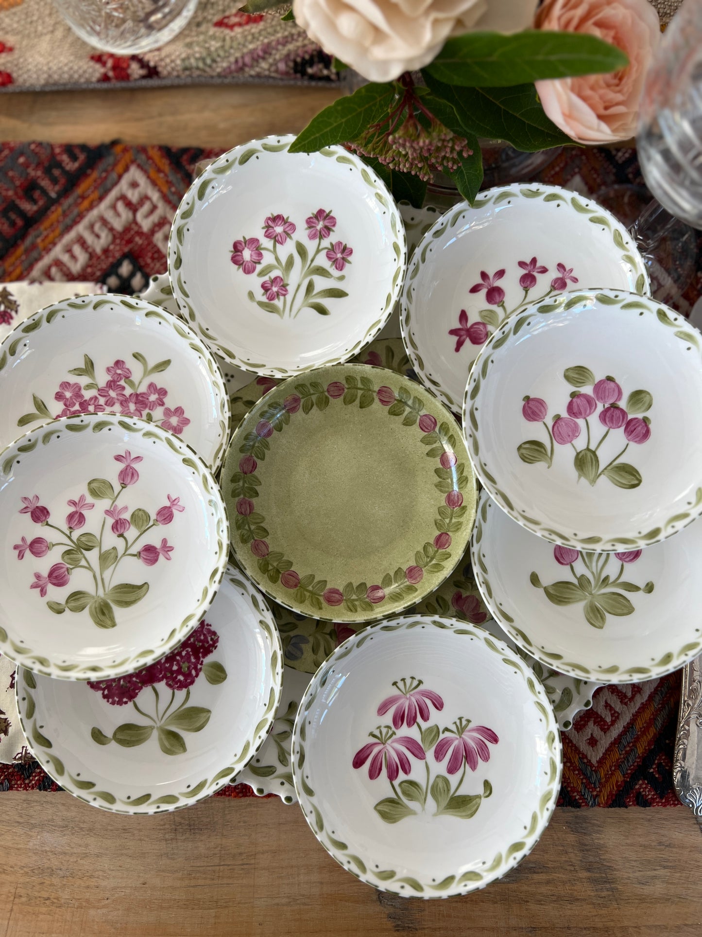 SET 6 PLATOS DE PAN PORCELANA PINTADA A MANO VERDE