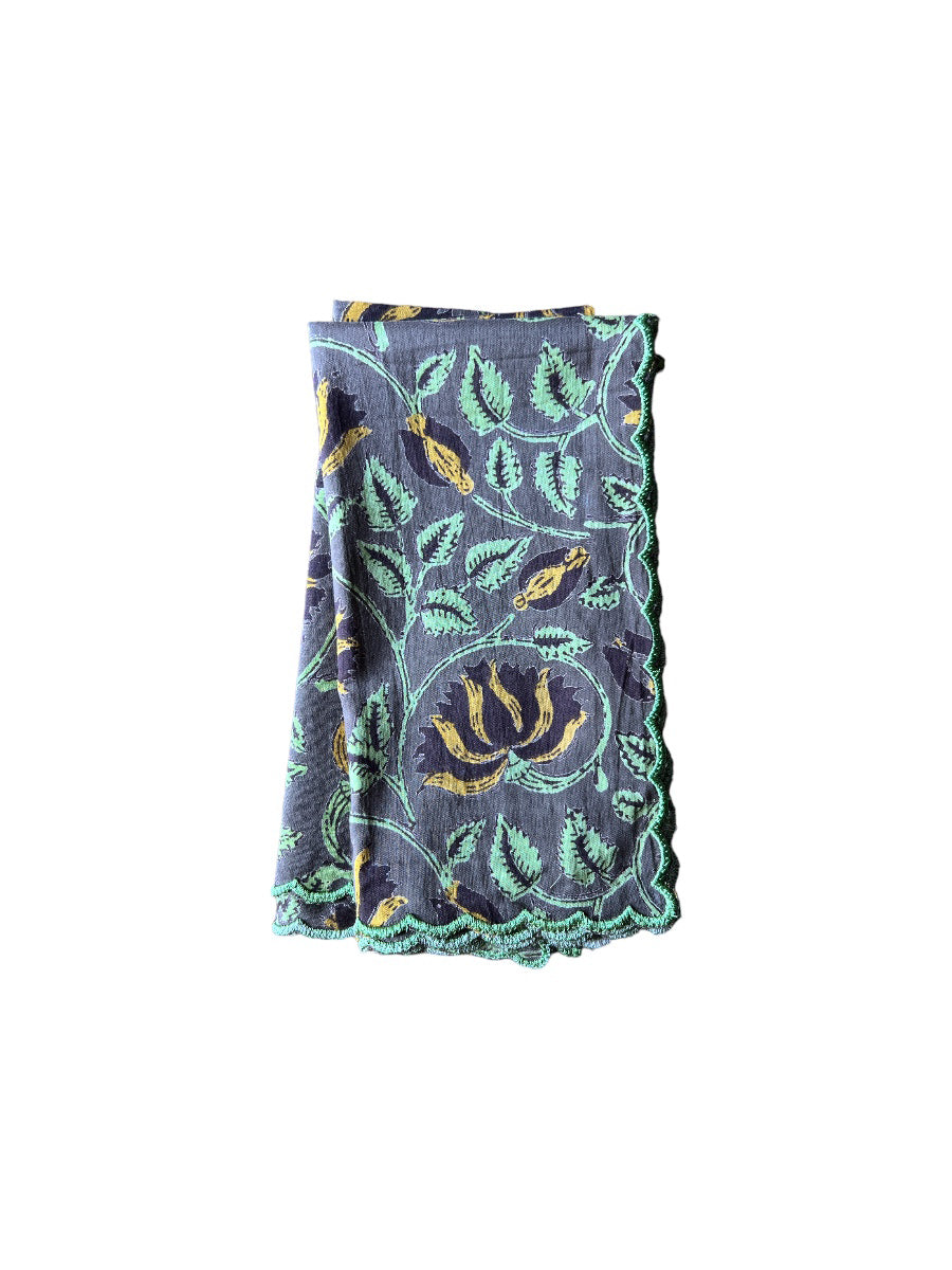 SET OF 2 BLOCK PRINT COTTON NAPKINS WITH OLIVE GREEN WAVE FESTON