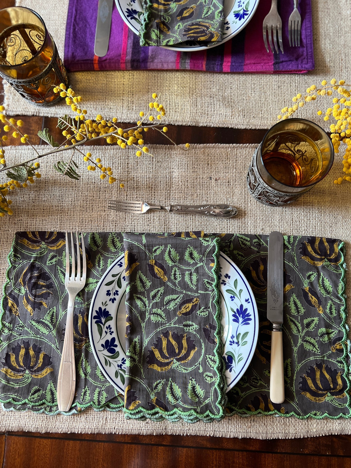 SET OF 2 BLOCK PRINT COTTON NAPKINS WITH OLIVE GREEN WAVE FESTON