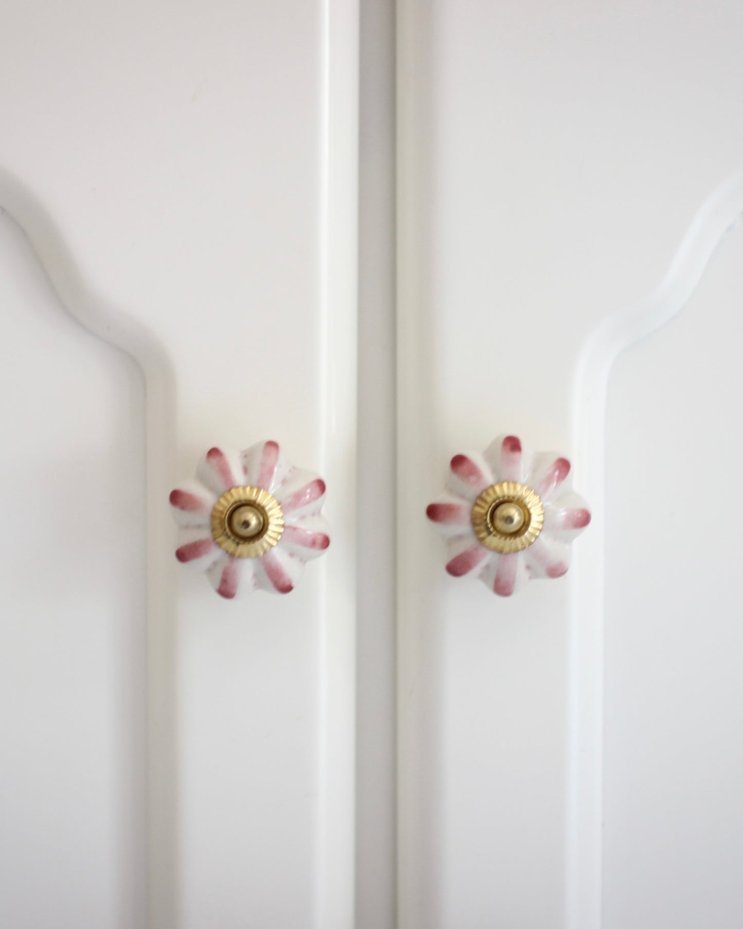 PINK CERAMIC HANDLES