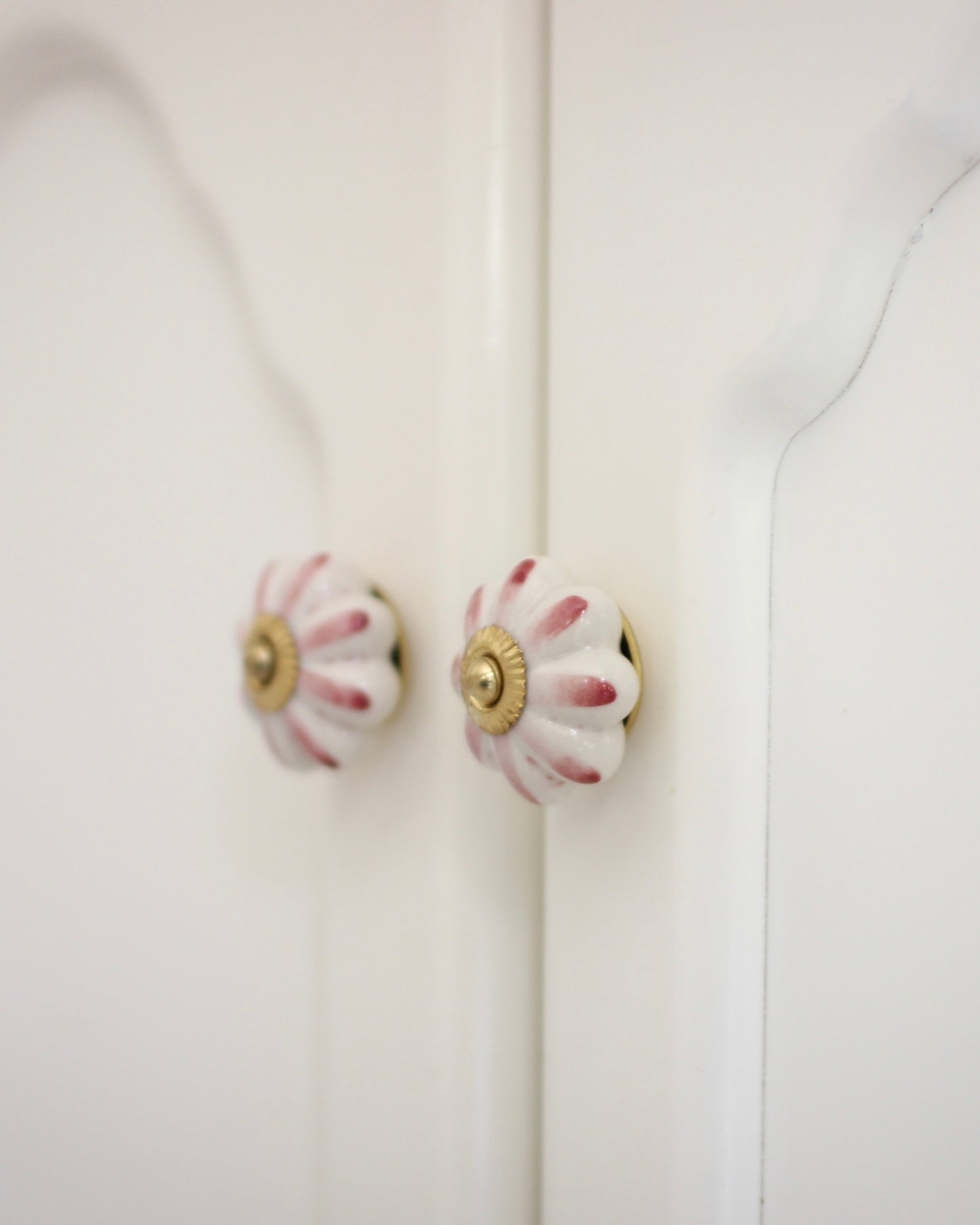 PINK CERAMIC HANDLES