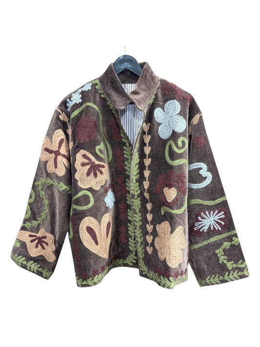 (RESERVA) CHAQUETA BORDADA EN TERCIOPELO 12