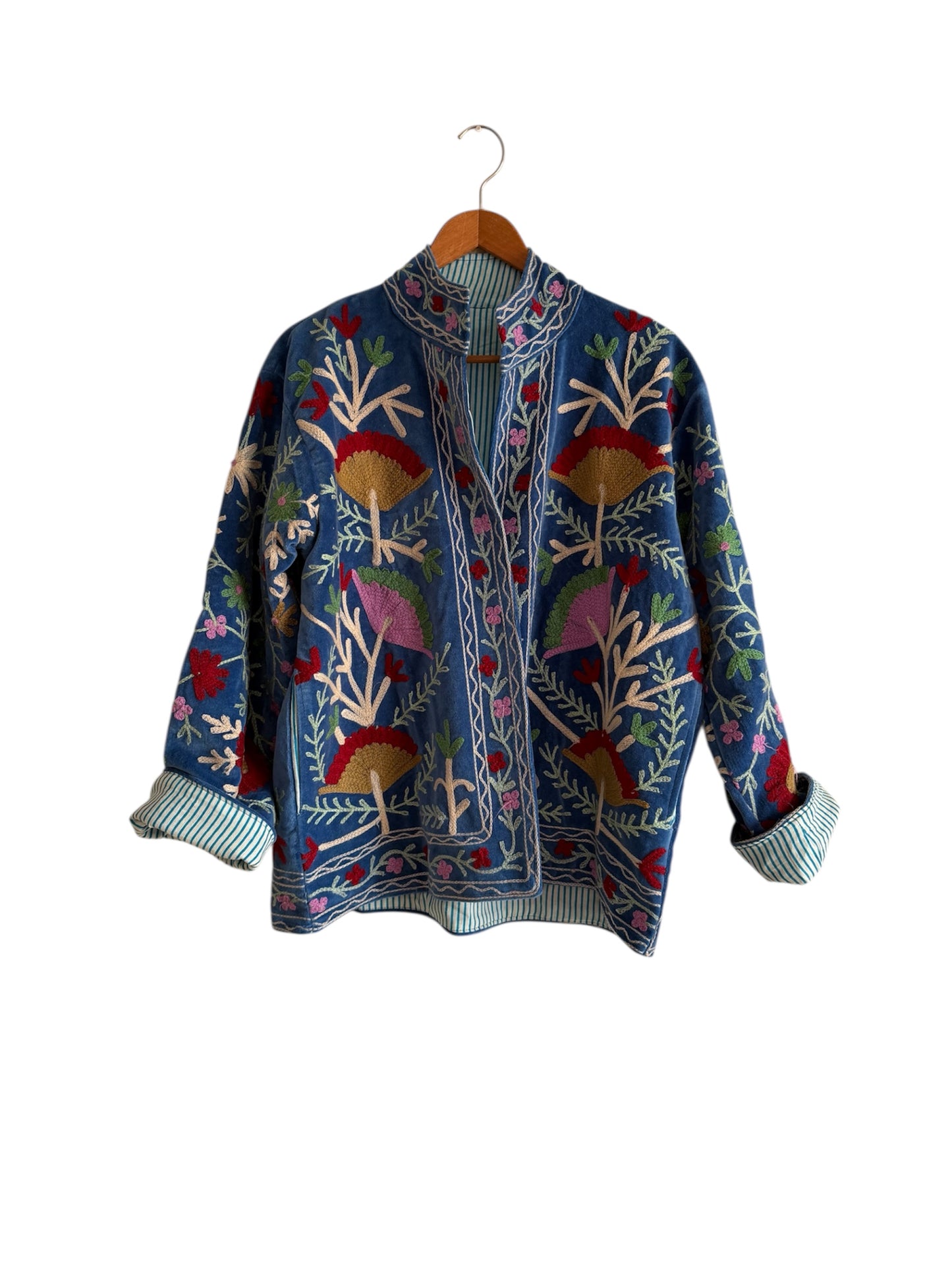 CHAQUETA SUZANI BORDADA A MANO DE TERCIOPELO 02