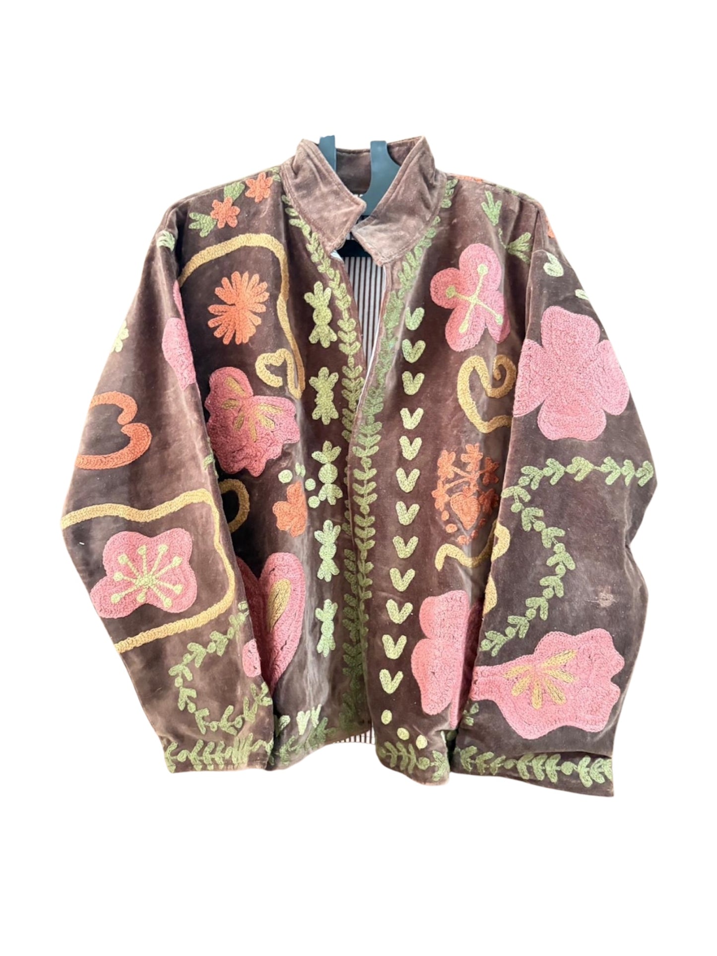 CHAQUETA BORDADA EN TERCIOPELO 08