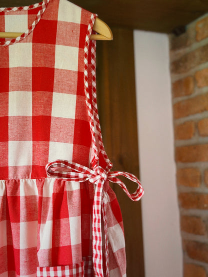 DELANTAL DE LINO VICHY ROJO CON LAZADA
