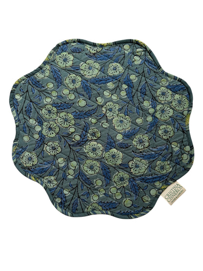 SET 2 MANTELES INDIVIDUALES ACOLCHADOS FLORAL COLOR AZUL VERDE