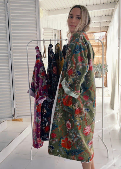 KIMONO EN TERCIOPELO VERDE