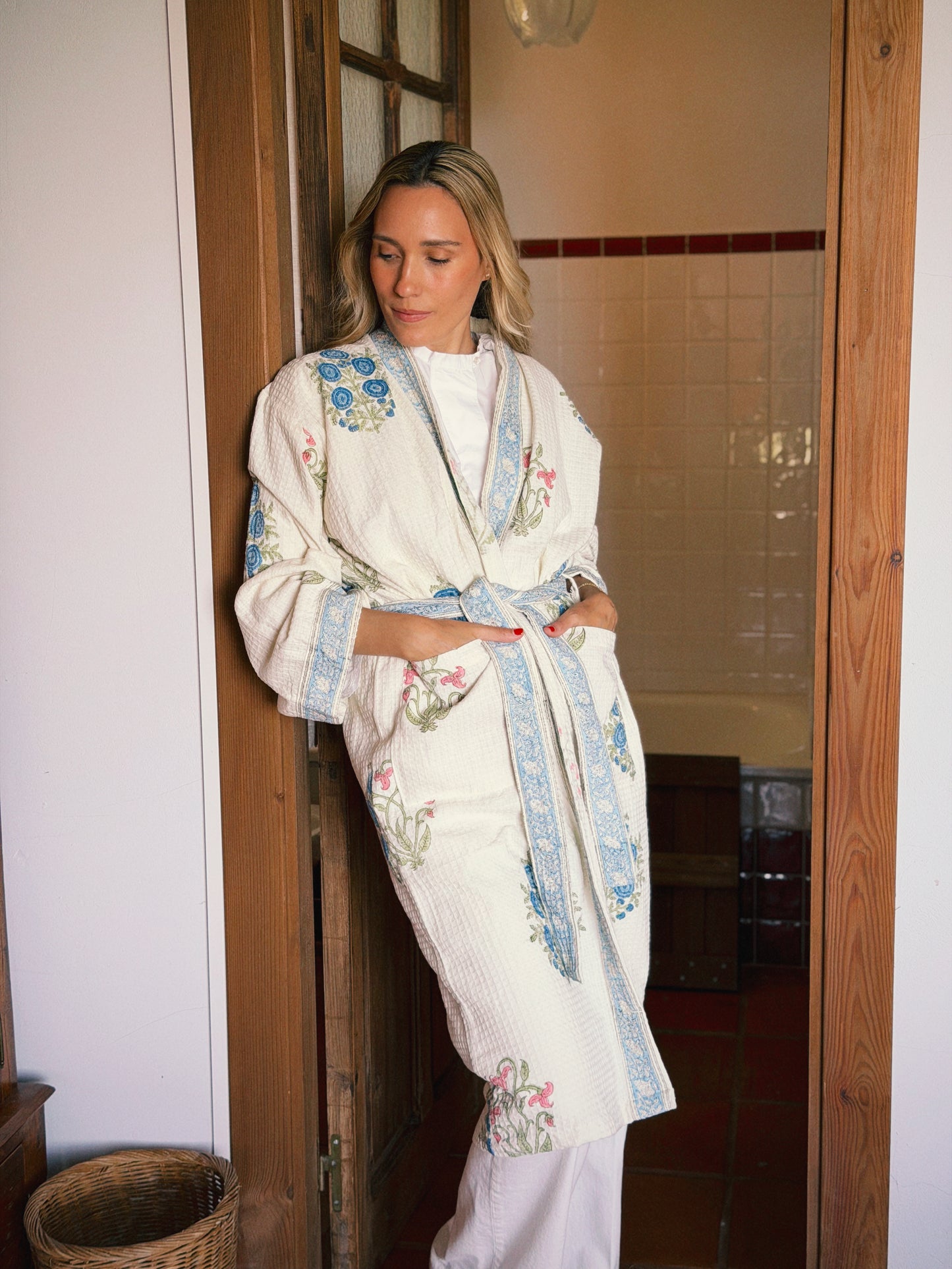 BATA ALGODÓN ALBORNOZ ESTAMPADO FLORAL 02