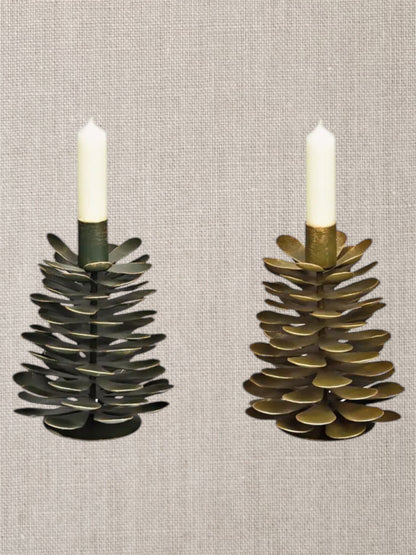 CANDELABROS PIÑAS DE METAL