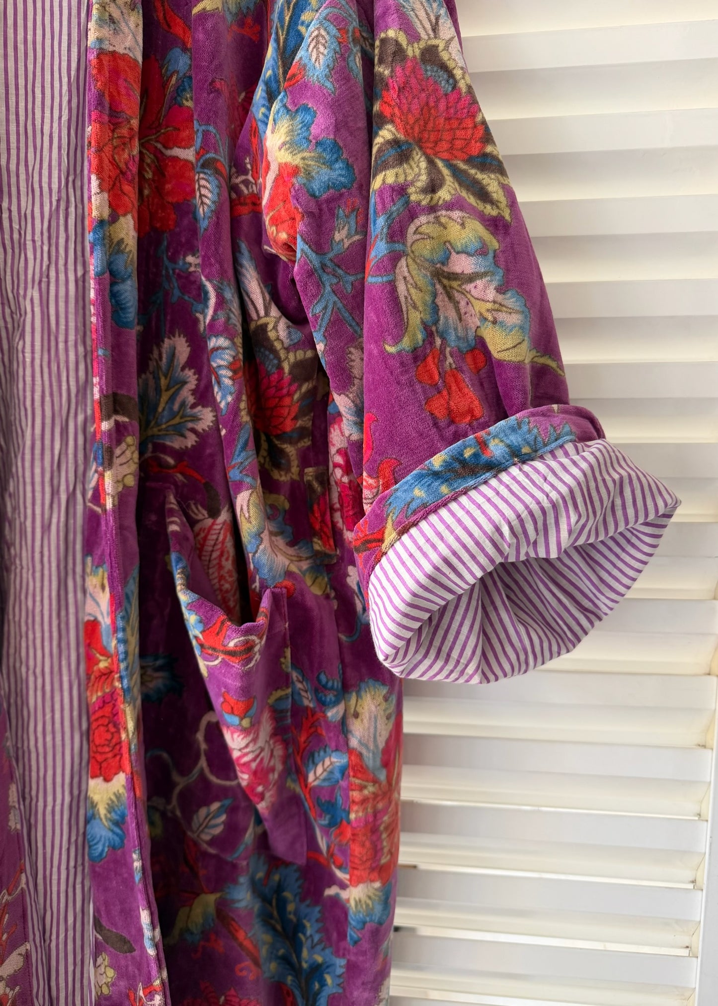 KIMONO EN TERCIOPELO MALVA