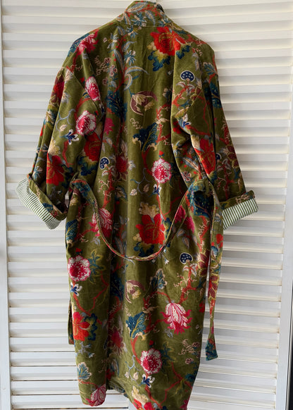 KIMONO EN TERCIOPELO VERDE