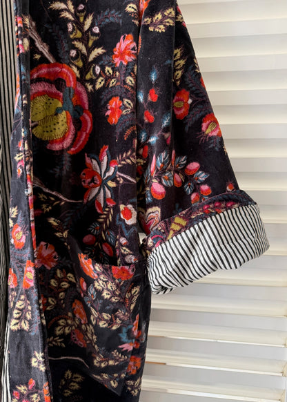 KIMONO EN TERCIOPELO NEGRO