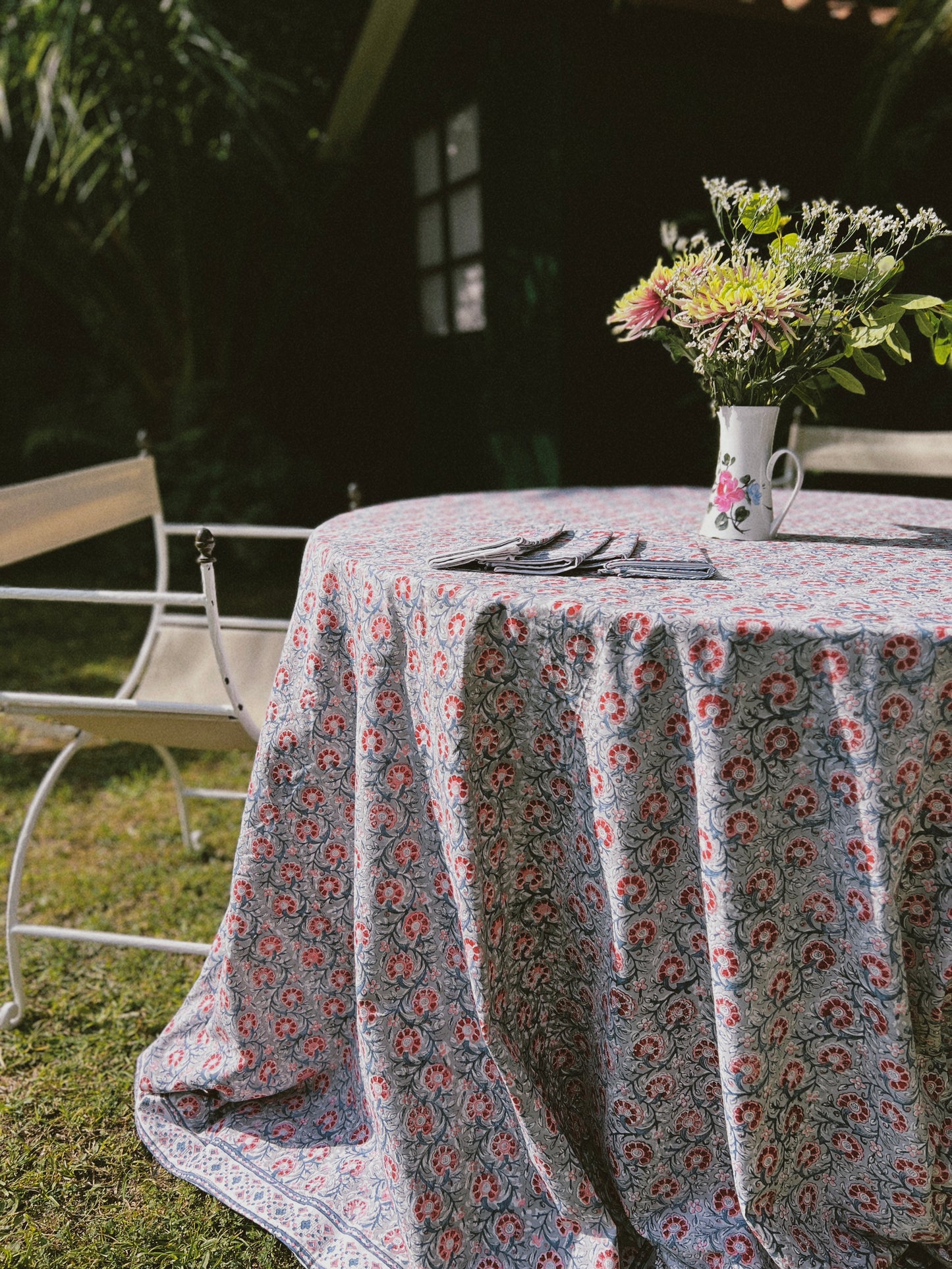 BLOCK PRINT BLUE RED TABLECLOTH AND NAPKINS SET